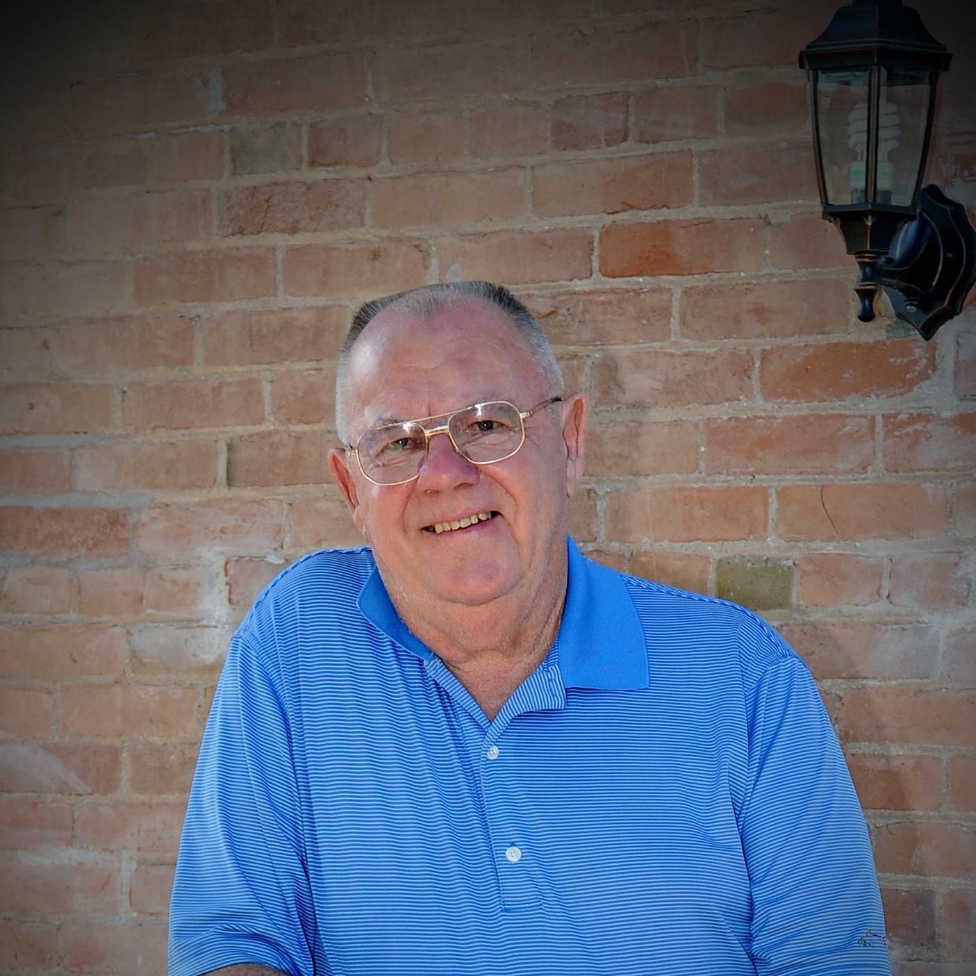 <i class="material-icons" data-template="memories-icon">chat_bubble</i><br/>Charles  Carr, Air Force, Airman 3rd<br/>Posted by: Honey 2, wife<br/><div class='remember-wall-long-description'>Honey,Remembering you on your birthday and our anniversary, 56th. Miss you and happy you are pain free eternally. Always love you.. Honey Il.</div><a class='btn btn-primary btn-sm mt-2 remember-wall-toggle-long-description' onclick='initRememberWallToggleLongDescriptionBtn(this)'>Learn more</a>