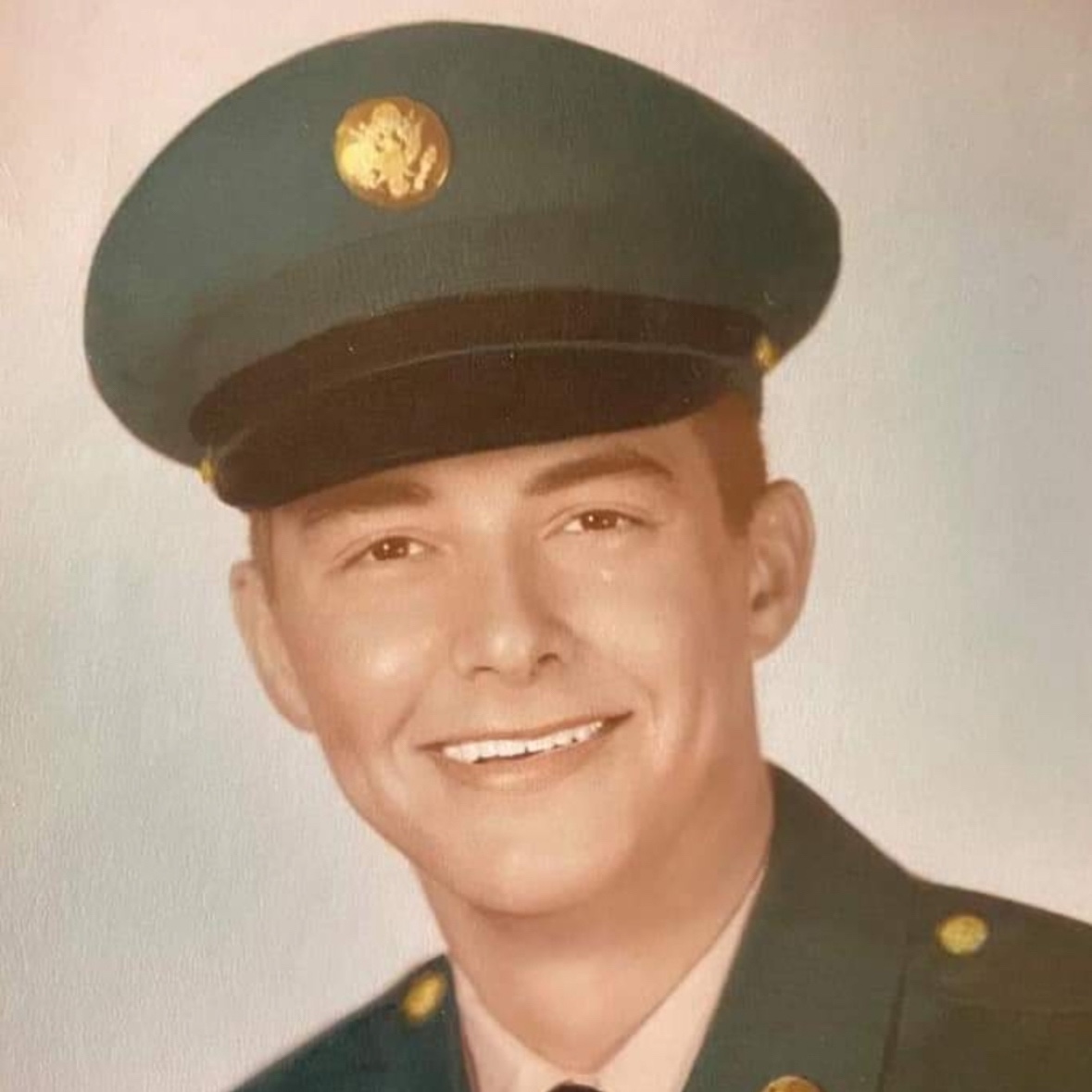 <i class="material-icons" data-template="memories-icon">chat_bubble</i><br/>Earl Culp, Army, <br/>Born 1/5/1943<br/>Passed on 10/23/1997<br/>Posted by: Kimberly Lanoue<br/><div class='remember-wall-long-description'>Always in our thoughts, forever in our hearts.</div><a class='btn btn-primary btn-sm mt-2 remember-wall-toggle-long-description' onclick='initRememberWallToggleLongDescriptionBtn(this)'>Learn more</a>