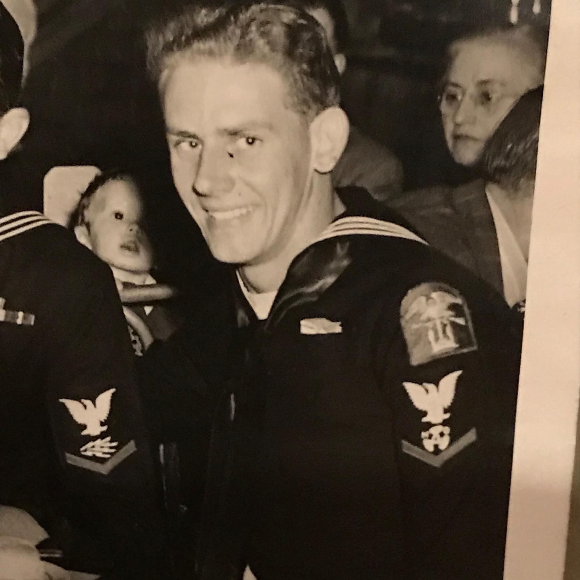 <i class="material-icons" data-template="memories-icon">chat_bubble</i><br/>Billy E. Renninger, Navy, <br/>Born 8/31/1925<br/>Passed on 11/28/2000<br/>Posted by: Billy E. Renninger Jr.<br/><div class='remember-wall-long-description'>Dad, you’re never forgotten</div><a class='btn btn-primary btn-sm mt-2 remember-wall-toggle-long-description' onclick='initRememberWallToggleLongDescriptionBtn(this)'>Learn more</a>