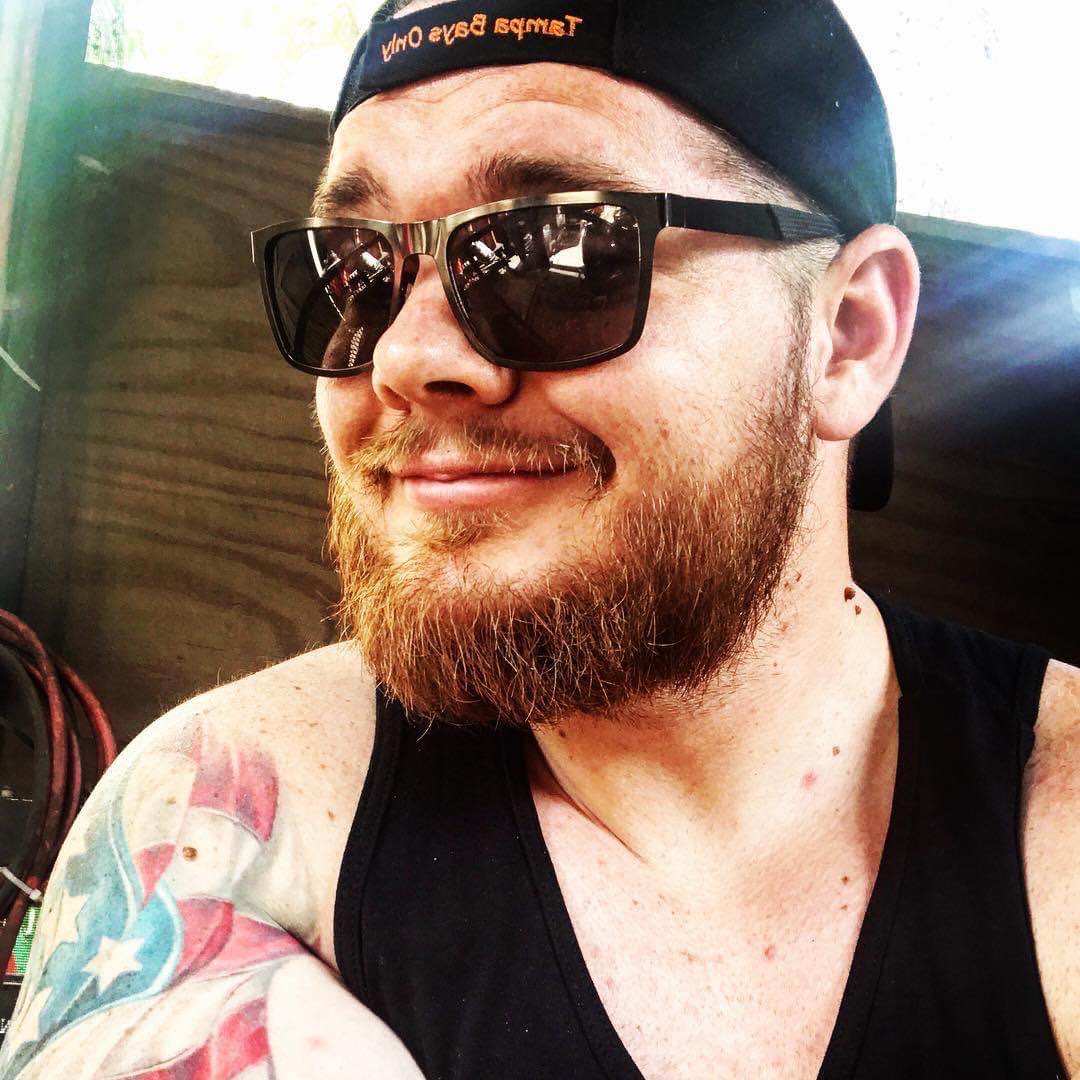 <i class="material-icons" data-template="memories-icon">chat_bubble</i><br/>Aaron Barrus, Army, SPC<br/>Posted by: The Davis Family<br/><div class='remember-wall-long-description'>Gone but NEVER forgotten. May you live on forever. Til Valhalla, see you on the other side. Love you.</div><a class='btn btn-primary btn-sm mt-2 remember-wall-toggle-long-description' onclick='initRememberWallToggleLongDescriptionBtn(this)'>Learn more</a>