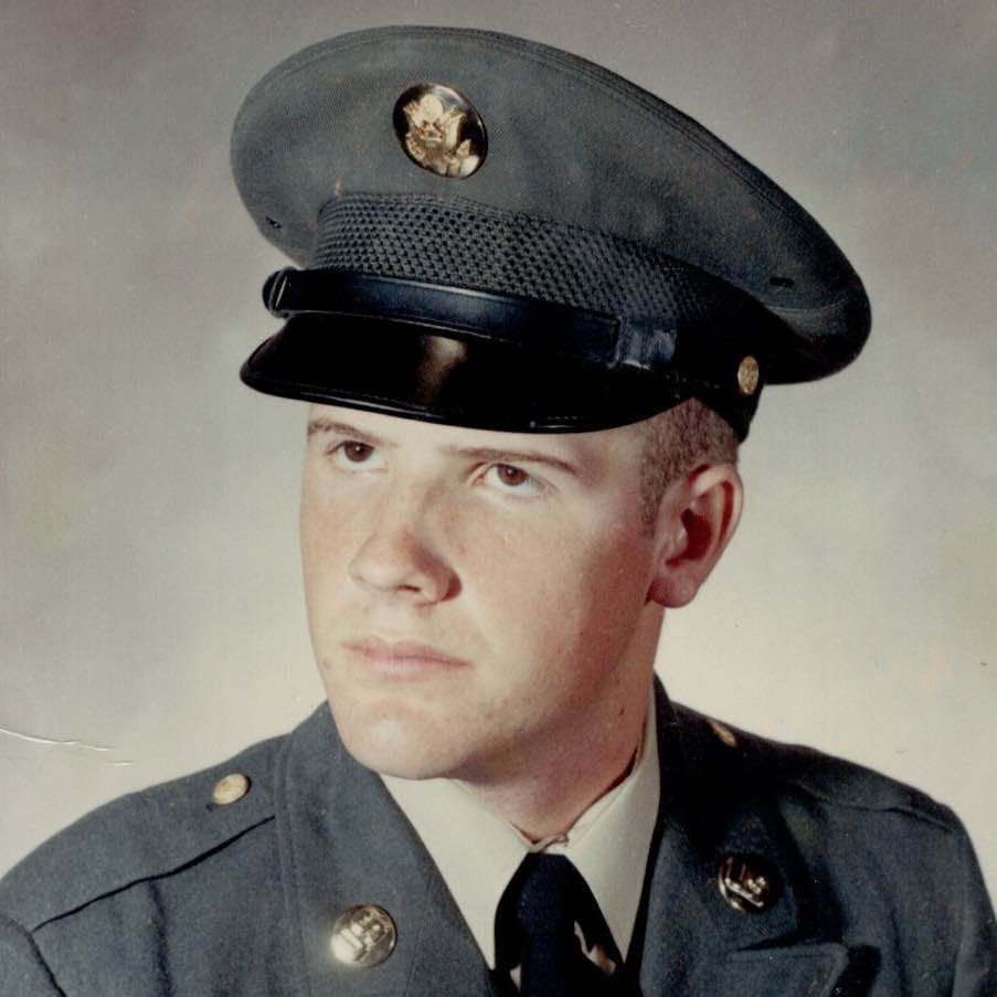 <i class="material-icons" data-template="memories-icon">chat_bubble</i><br/>Name Needed, Army, <br/>Posted by: The family<br/><div class='remember-wall-long-description'>In honor of Donald Lee Adams With pride, gratitude, and love— Your service inspires us all. Forever remembered.</div><a class='btn btn-primary btn-sm mt-2 remember-wall-toggle-long-description' onclick='initRememberWallToggleLongDescriptionBtn(this)'>Learn more</a>