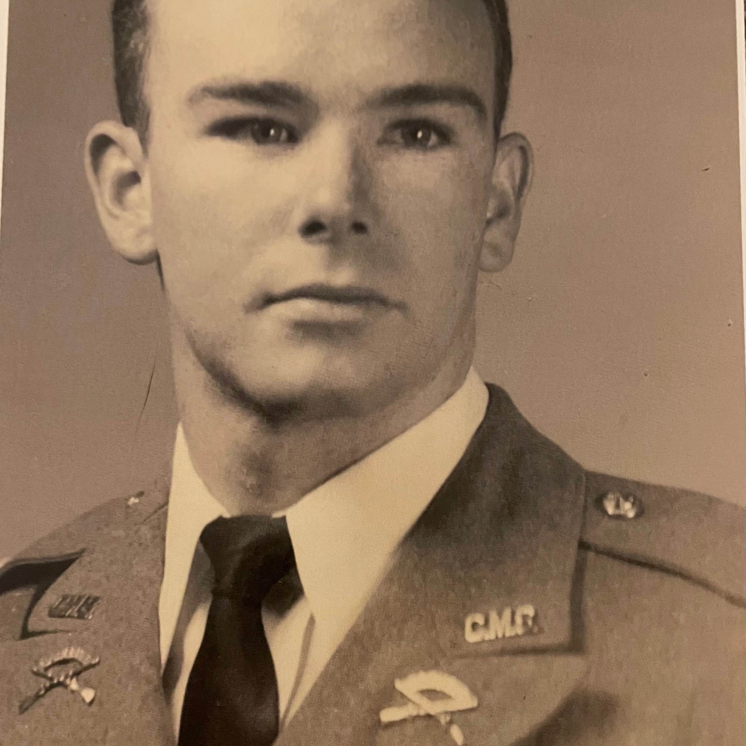 <i class="material-icons" data-template="memories-icon">chat_bubble</i><br/>John Stevenson, Army, <br/>Posted by: John & Tracey Stevenson<br/><div class='remember-wall-long-description'>May you rest in peace Papa John. We love you.John John &amp; family</div><a class='btn btn-primary btn-sm mt-2 remember-wall-toggle-long-description' onclick='initRememberWallToggleLongDescriptionBtn(this)'>Learn more</a>