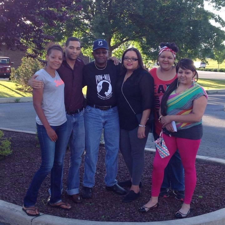 <i class="material-icons" data-template="memories-icon">chat_bubble</i><br/>Jake Williams, Marine Corps, Sergeant<br/>Born 10/15/1947<br/>Passed on 7/6/2014<br/>Posted by: Whitney Williams<br/><div class='remember-wall-long-description'>Williams-Martin legacy. Missing you only until we meet again</div><a class='btn btn-primary btn-sm mt-2 remember-wall-toggle-long-description' onclick='initRememberWallToggleLongDescriptionBtn(this)'>Learn more</a>