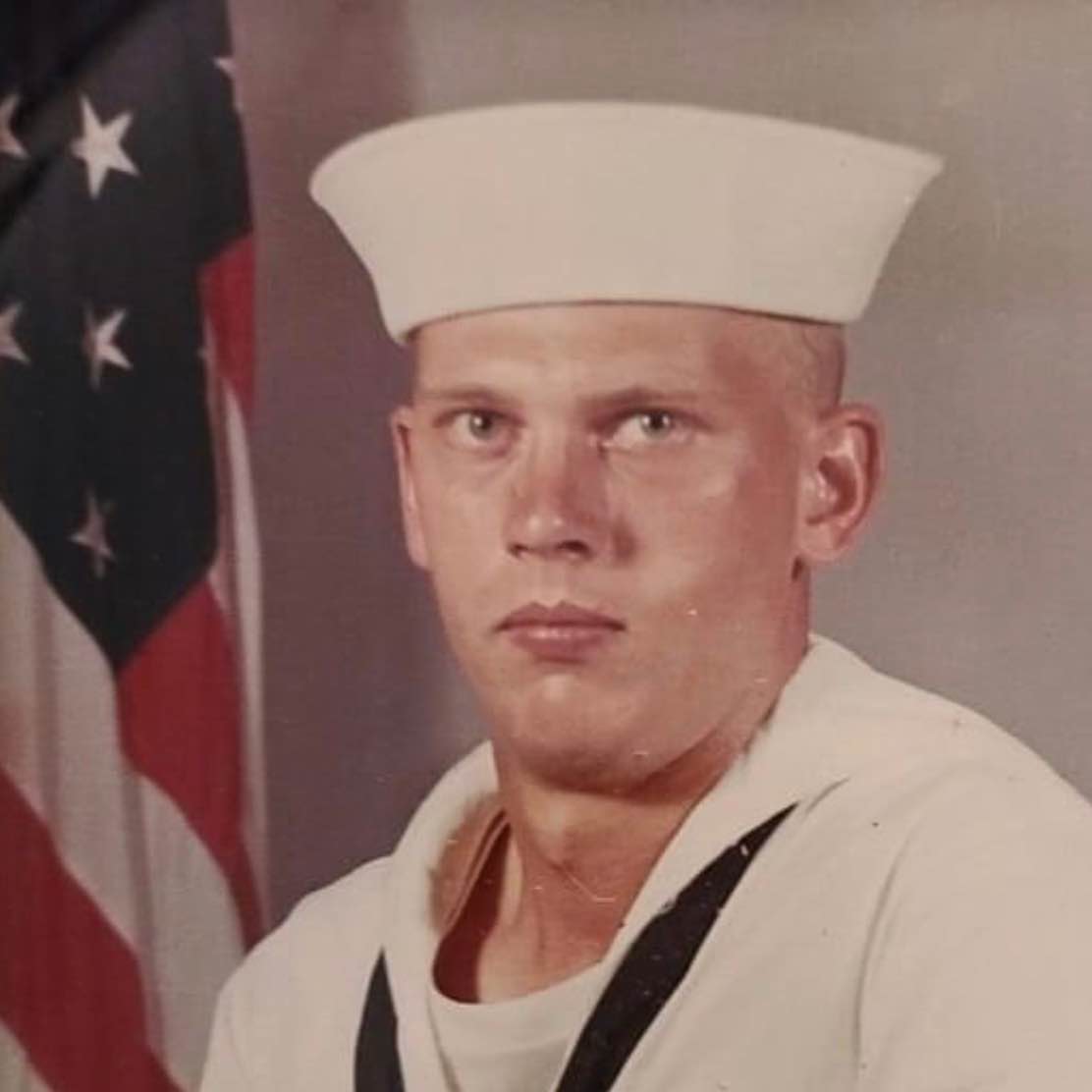 <i class="material-icons" data-template="memories-icon">chat_bubble</i><br/>Craig Tingen, Navy, <br/>Posted by: The Oakes Family<br/><div class='remember-wall-long-description'>For my Dad</div><a class='btn btn-primary btn-sm mt-2 remember-wall-toggle-long-description' onclick='initRememberWallToggleLongDescriptionBtn(this)'>Learn more</a>