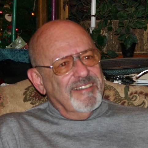 <i class="material-icons" data-template="memories-icon">chat_bubble</i><br/>Captain Bob Powers, Major<br/>Posted by: Jane and David Gorrell<br/><div class='remember-wall-long-description'>In memory of Captain Bob Powers, dedicated Park City citizen and skier BTL.</div><a class='btn btn-primary btn-sm mt-2 remember-wall-toggle-long-description' onclick='initRememberWallToggleLongDescriptionBtn(this)'>Learn more</a>