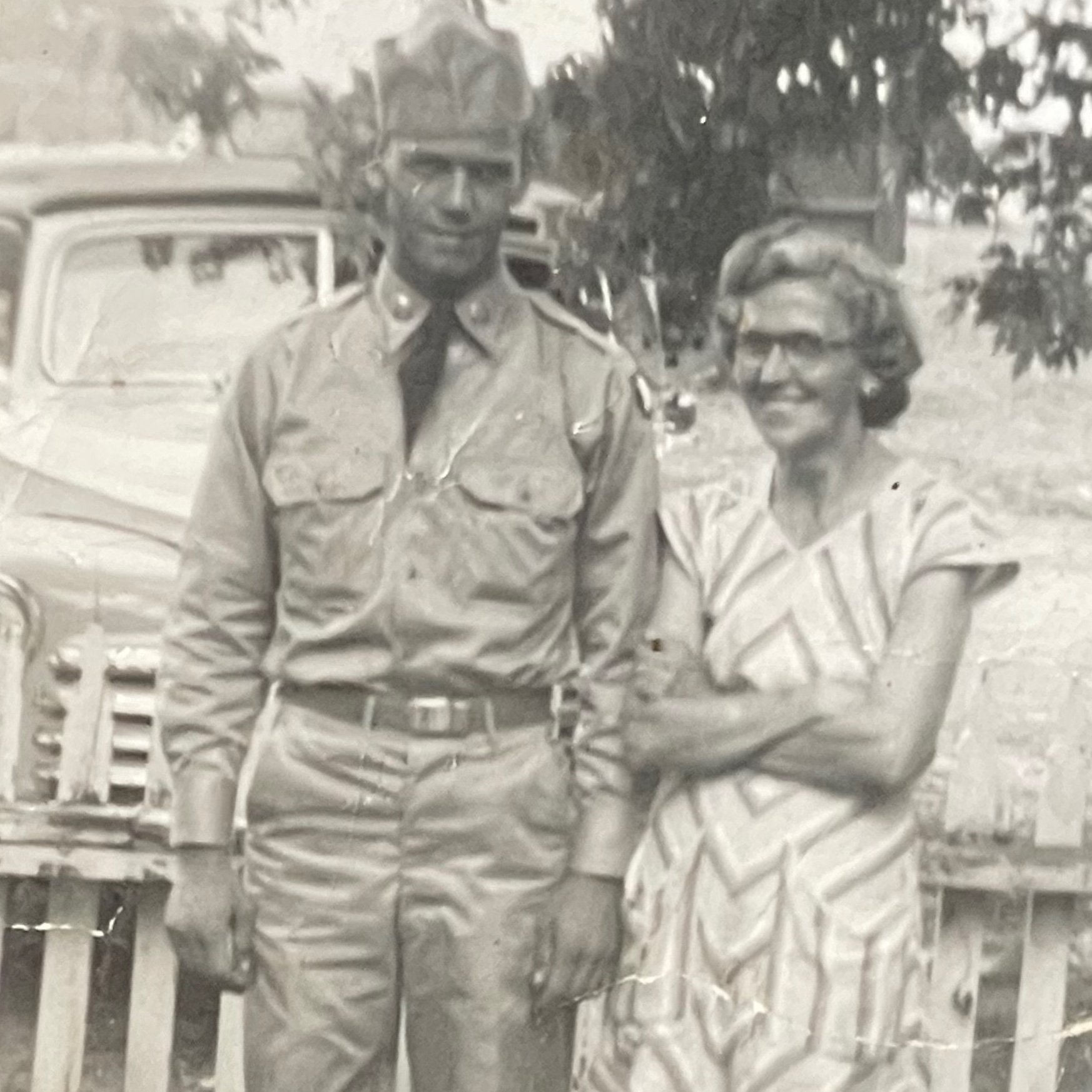 <i class="material-icons" data-template="memories-icon">chat_bubble</i><br/>Paul Ray Adkins, Army, <br/>Born 4/24/1933<br/>Passed on 12/25/1954<br/>Posted by: Anna M Miller & family<br/><div class='remember-wall-long-description'>In loving memory of Paul Ray, Rudolph & Della Rene Adkins RIP</div><a class='btn btn-primary btn-sm mt-2 remember-wall-toggle-long-description' onclick='initRememberWallToggleLongDescriptionBtn(this)'>Learn more</a>