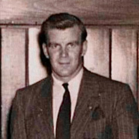 <i class="material-icons" data-template="memories-icon">chat_bubble</i><br/>William John Fitzgibbons, Army, SGT<br/>Posted by: Diane Mulvey Shehata<br/><div class='remember-wall-long-description'>In memory of my uncle, William J. Fitzgibbons, who served with the US Army in WWII. Bill was stationed in Australia and the Pacific Theater.</div><a class='btn btn-primary btn-sm mt-2 remember-wall-toggle-long-description' onclick='initRememberWallToggleLongDescriptionBtn(this)'>Learn more</a>