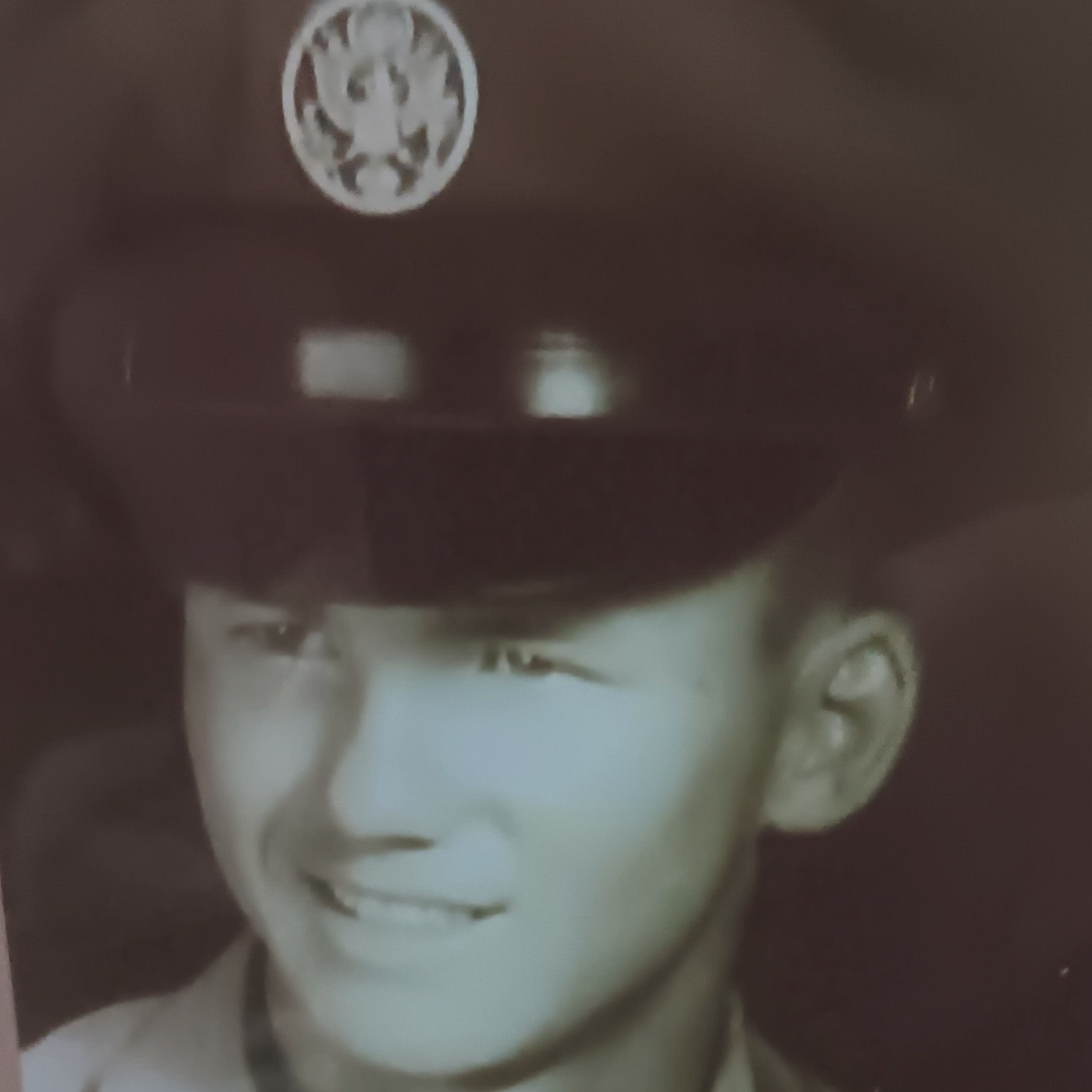 <i class="material-icons" data-template="memories-icon">chat_bubble</i><br/>David Kingman Henderson, Air Force, Master sergeant <br/>Passed on 1/20/2025<br/>Posted by: Phyllis Henderson<br/><div class='remember-wall-long-description'>In loving memory our beloved husband, Dad, Grandfather and Great grandfather??</div><a class='btn btn-primary btn-sm mt-2 remember-wall-toggle-long-description' onclick='initRememberWallToggleLongDescriptionBtn(this)'>Learn more</a>