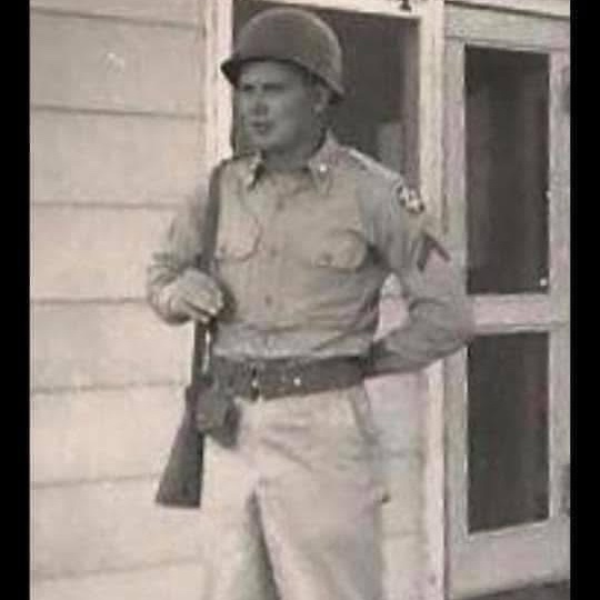<i class="material-icons" data-template="memories-icon">chat_bubble</i><br/>Raymond P. Hunter, Army, <br/>Posted by: Carrie Cole<br/><div class='remember-wall-long-description'>In memory of my grandfather Ray. He served during the Korean War.</div><a class='btn btn-primary btn-sm mt-2 remember-wall-toggle-long-description' onclick='initRememberWallToggleLongDescriptionBtn(this)'>Learn more</a>