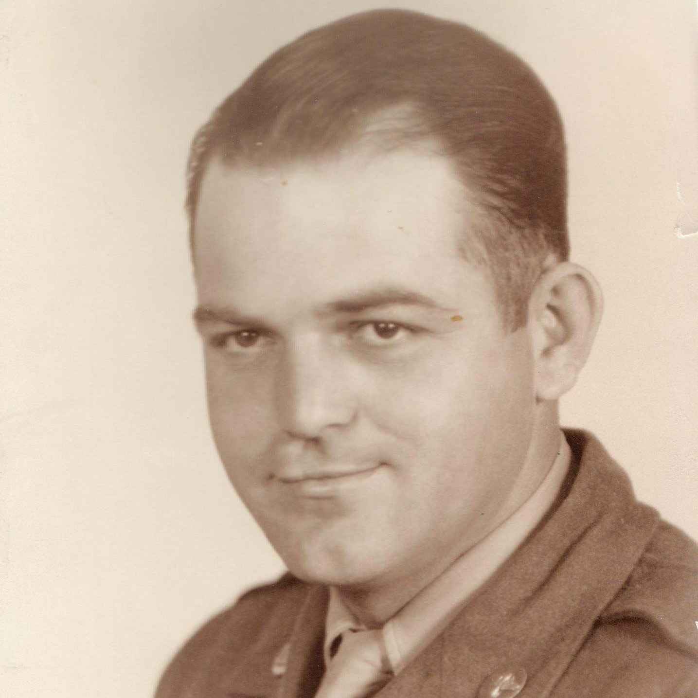 <i class="material-icons" data-template="memories-icon">chat_bubble</i><br/>Robert Lindsey Barger, Army<br/>Posted by: Family<br/><div class='remember-wall-long-description'>Errors on grave stone including: Actual birth year was 1917; but to enlist into the military used 1915. Served 30 years - WWII in both European and Pacific Campaigns, and Korea. Thank you for your service, Dad. We remain proud of and grateful to you.</div><a class='btn btn-primary btn-sm mt-2 remember-wall-toggle-long-description' onclick='initRememberWallToggleLongDescriptionBtn(this)'>Learn more</a>