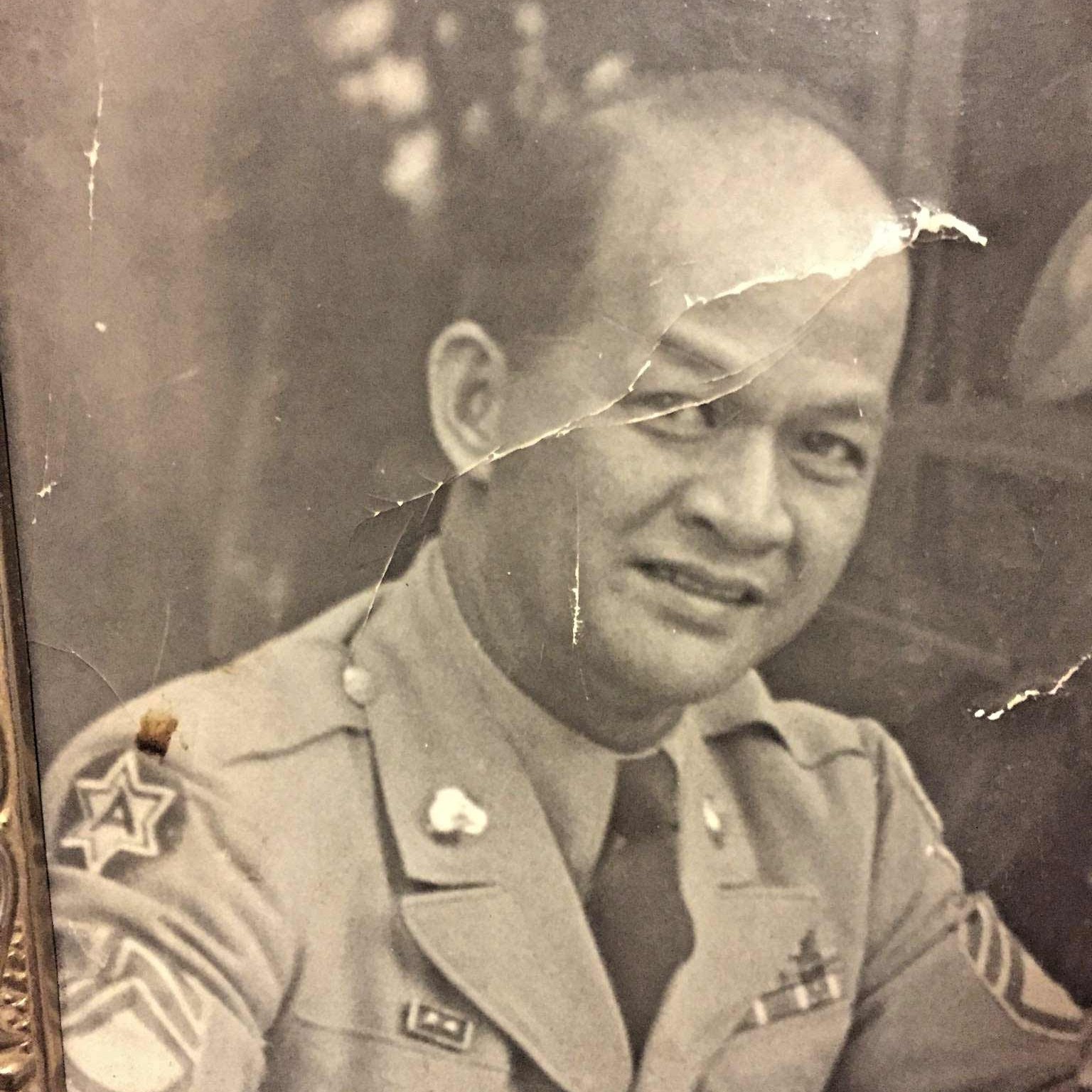 <i class="material-icons" data-template="memories-icon">chat_bubble</i><br/>Peddy Briones, Army, SSGT<br/>Born 4/7/1907<br/>Passed on 9/20/1971<br/>Posted by: Josie<br/><div class='remember-wall-long-description'>Merry Christmas to my dad who passed when I was only 5 yrs old. I have few memories of him but I am grateful for them. Thank you.??</div><a class='btn btn-primary btn-sm mt-2 remember-wall-toggle-long-description' onclick='initRememberWallToggleLongDescriptionBtn(this)'>Learn more</a>