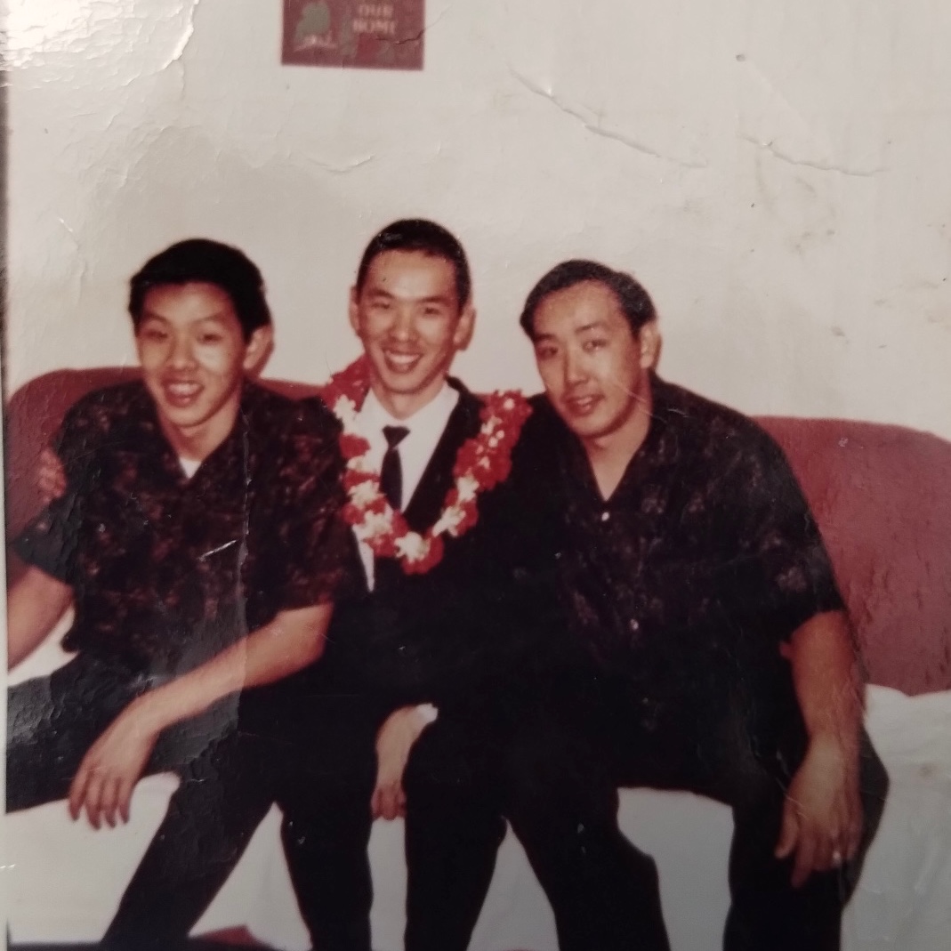 <i class="material-icons" data-template="memories-icon">chat_bubble</i><br/>Posted by: Ryan Hu<br/><div class='remember-wall-long-description'>For the Veteran Hu Brothers and all their Veteran family. Aloha - The Hu Family</div><a class='btn btn-primary btn-sm mt-2 remember-wall-toggle-long-description' onclick='initRememberWallToggleLongDescriptionBtn(this)'>Learn more</a>