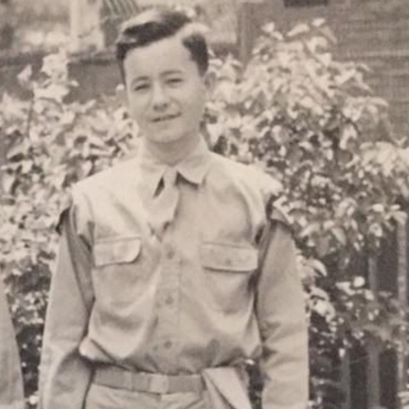 <i class="material-icons" data-template="memories-icon">chat_bubble</i><br/>Roger M. Bumstead, Army, SP3<br/>Born 6/1/1932<br/>Passed on 8/23/2023<br/>Posted by: Kelley<br/><div class='remember-wall-long-description'>Merry Christmas in heaven, Uncle Roger</div><a class='btn btn-primary btn-sm mt-2 remember-wall-toggle-long-description' onclick='initRememberWallToggleLongDescriptionBtn(this)'>Learn more</a>