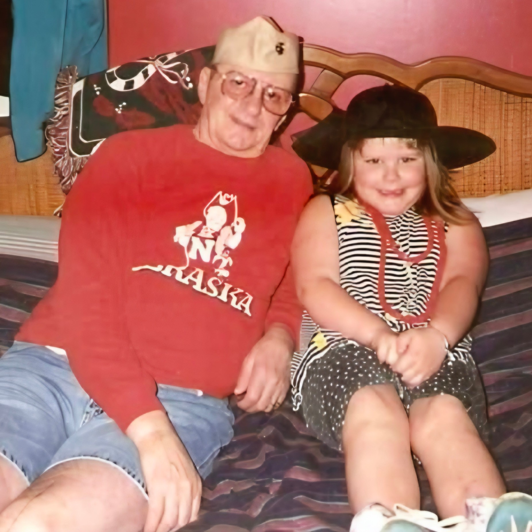<i class="material-icons" data-template="memories-icon">chat_bubble</i><br/>John Balkovic, Marine Corps, <br/>Born 6/5/1930<br/>Passed on 1/4/2014<br/>Posted by: Emily<br/><div class='remember-wall-long-description'>Not only was he a hero for the country, he was my hero. He loved everyone and everyone loved him, and the world hasn't been the same without him. I love you grandpa and miss you every single day.</div><a class='btn btn-primary btn-sm mt-2 remember-wall-toggle-long-description' onclick='initRememberWallToggleLongDescriptionBtn(this)'>Learn more</a>