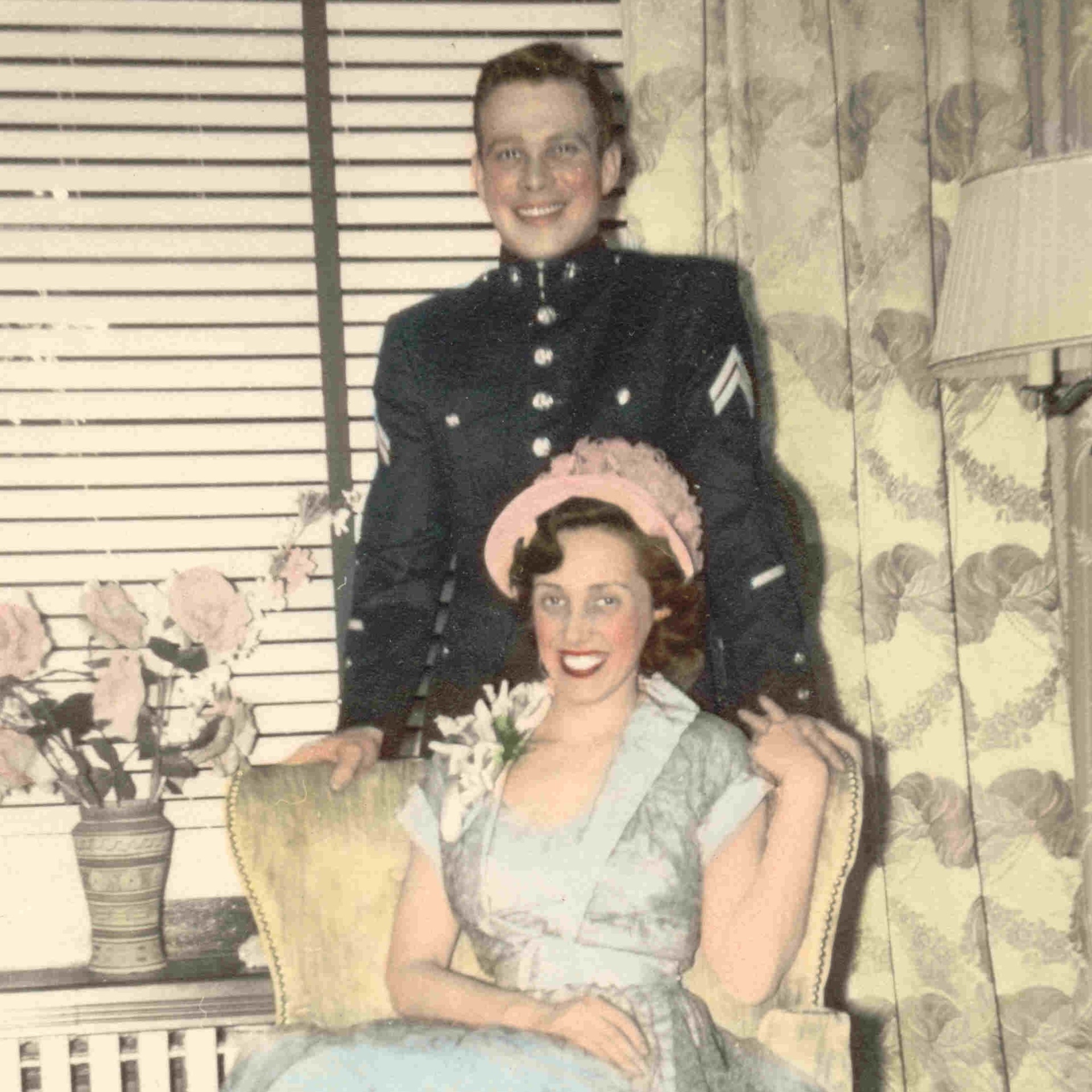 <i class="material-icons" data-template="memories-icon">chat_bubble</i><br/>Ed C. Klonower Jr, Marine Corps, E-4<br/>Posted by: Sgt. Ed C. Klonower III<br/><div class='remember-wall-long-description'>Dad, I miss you every day. Semper Fidelis…</div><a class='btn btn-primary btn-sm mt-2 remember-wall-toggle-long-description' onclick='initRememberWallToggleLongDescriptionBtn(this)'>Learn more</a>