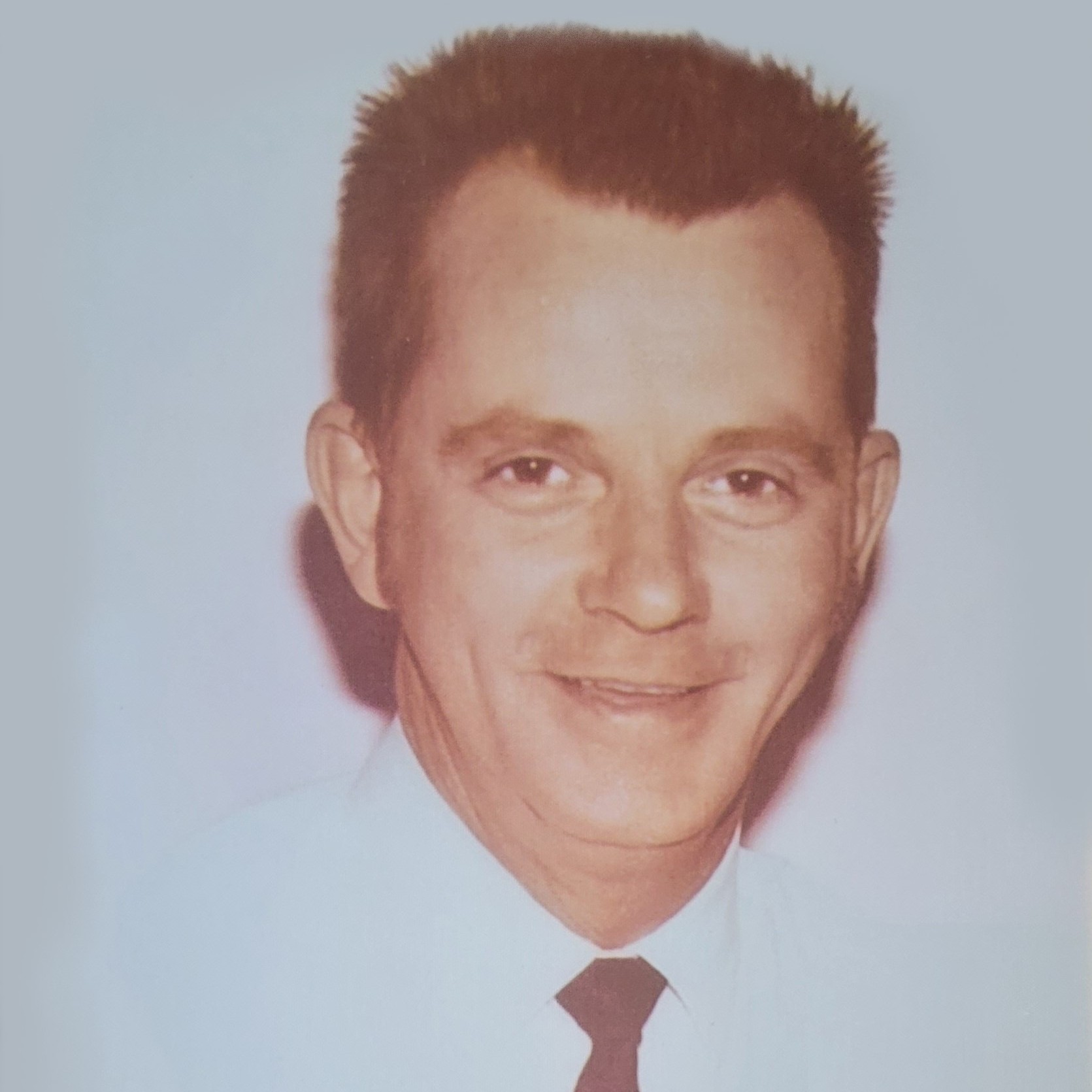 <i class="material-icons" data-template="memories-icon">chat_bubble</i><br/>Raymond Hawes, Army, <br/>Born 3/12/1935<br/>Passed on 1/16/1987<br/>Posted by: Denise Pierce<br/><div class='remember-wall-long-description'>No amount of time makes it easier to miss you, and it is harder even more now that mom is in Heaven with you. It brings us peace knowing that you two are back together. We love and miss you!</div><a class='btn btn-primary btn-sm mt-2 remember-wall-toggle-long-description' onclick='initRememberWallToggleLongDescriptionBtn(this)'>Learn more</a>