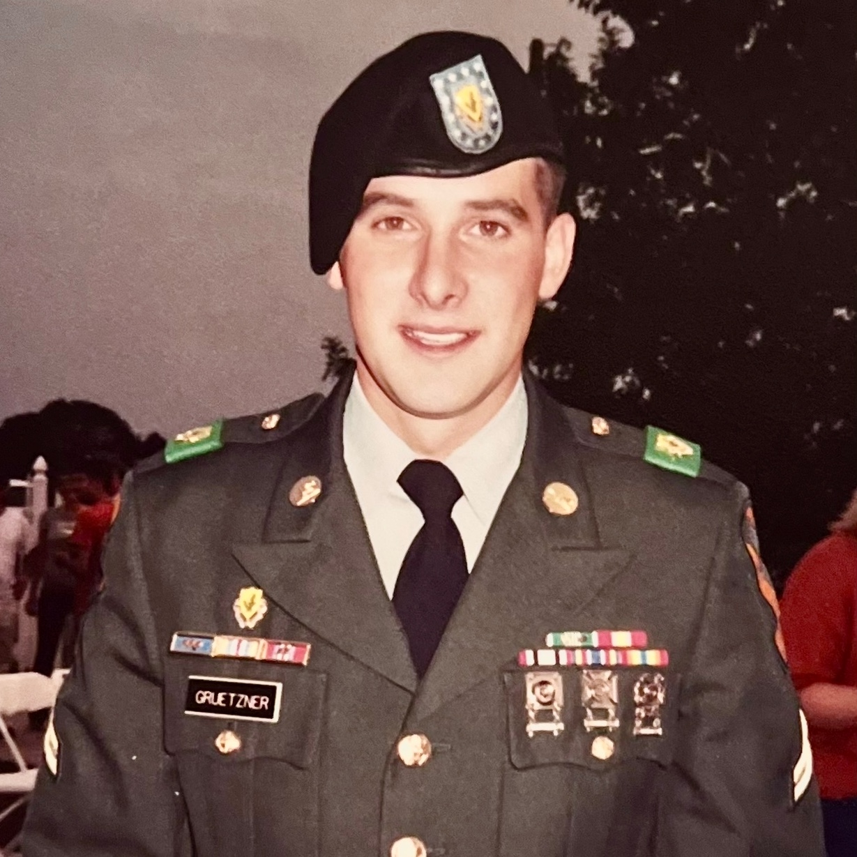 <i class="material-icons" data-template="memories-icon">chat_bubble</i><br/>SSG Bradley Keith Gruetzner, Army, SSG<br/>Posted by: Brayden Gruetzner<br/><div class='remember-wall-long-description'>12/24/81 - 07/05/24</div><a class='btn btn-primary btn-sm mt-2 remember-wall-toggle-long-description' onclick='initRememberWallToggleLongDescriptionBtn(this)'>Learn more</a>