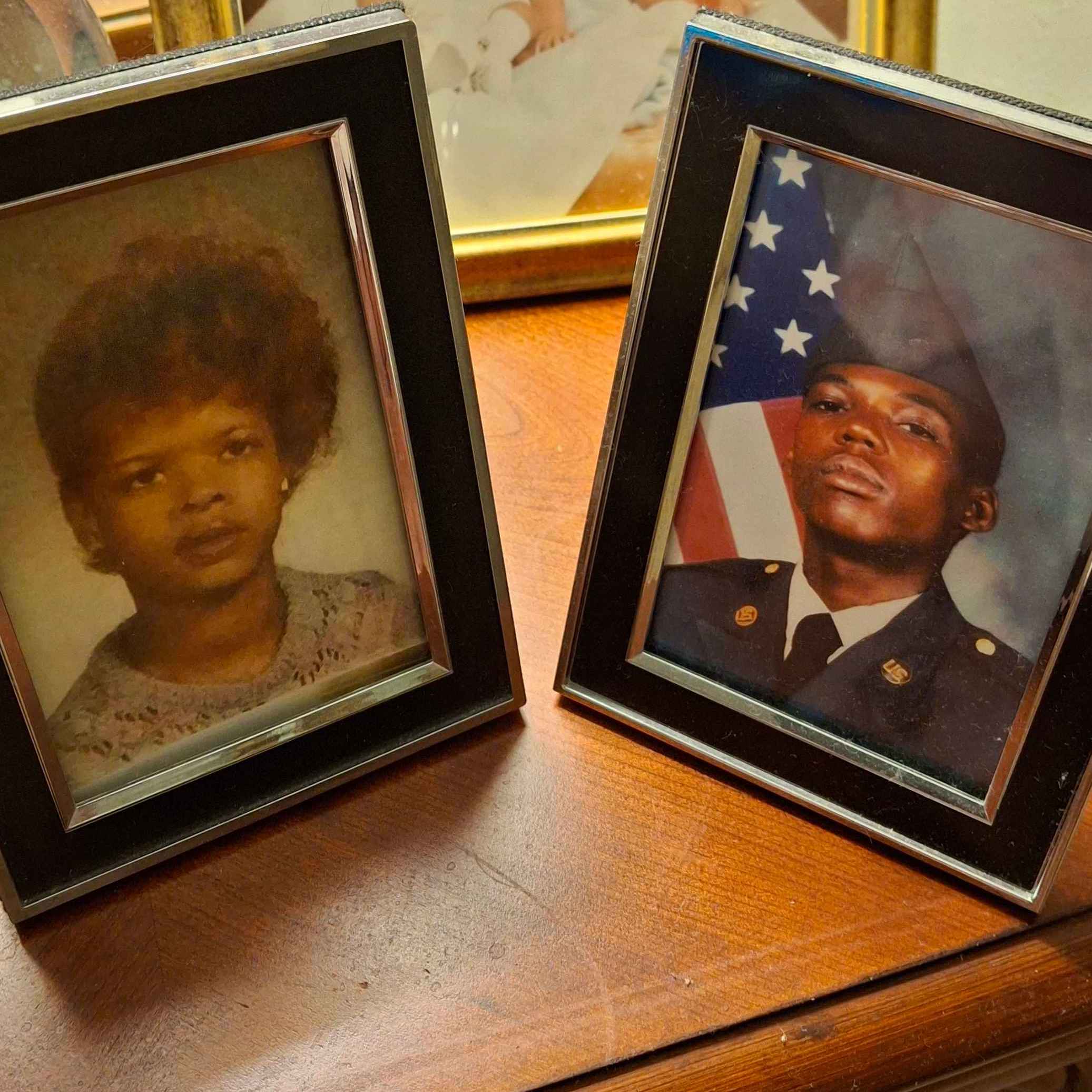 <i class="material-icons" data-template="memories-icon">chat_bubble</i><br/>Joe Edward James, Army<br/>Posted by: LeRoyce James<br/><div class='remember-wall-long-description'>I miss and love you forever! My husband until we meet again on those Streets Paved of Gold!</div><a class='btn btn-primary btn-sm mt-2 remember-wall-toggle-long-description' onclick='initRememberWallToggleLongDescriptionBtn(this)'>Learn more</a>