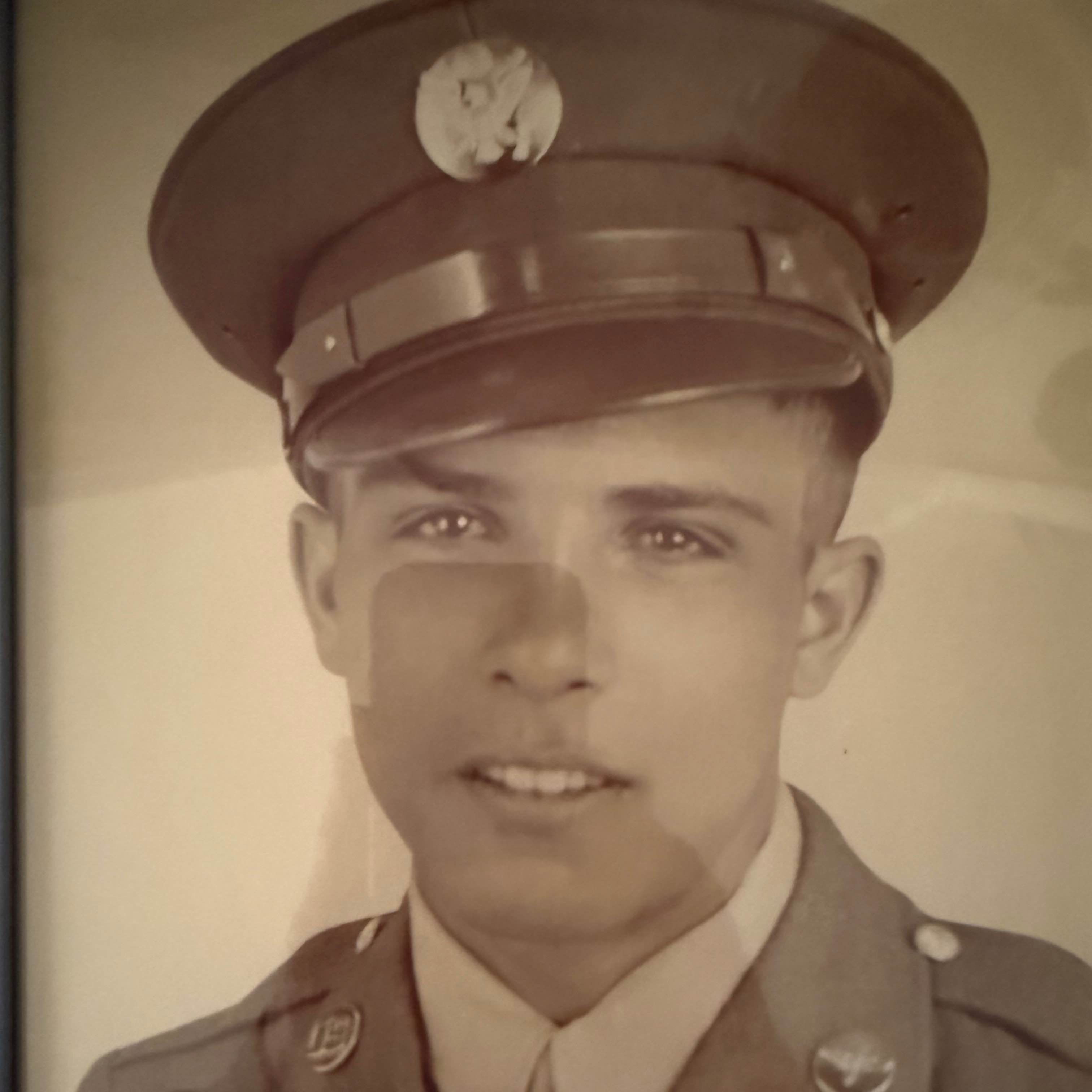 <i class="material-icons" data-template="memories-icon">chat_bubble</i><br/>Dominic Crispo, Army, Sargeant <br/>Posted by: Joanna Sasso<br/><div class='remember-wall-long-description'>Always loved</div><a class='btn btn-primary btn-sm mt-2 remember-wall-toggle-long-description' onclick='initRememberWallToggleLongDescriptionBtn(this)'>Learn more</a>