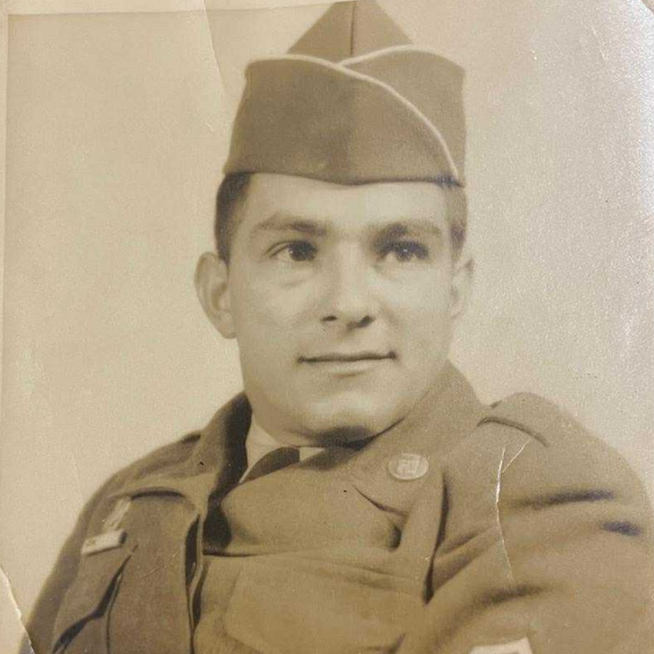 <i class="material-icons" data-template="memories-icon">chat_bubble</i><br/>NEFTALI CRUZ MONTALVO, <br/>Born 6/15/1930<br/>Passed on 8/23/2025<br/>Posted by: Esposa e hijos<br/><div class='remember-wall-long-description'>Te amaremos por siempre.</div><a class='btn btn-primary btn-sm mt-2 remember-wall-toggle-long-description' onclick='initRememberWallToggleLongDescriptionBtn(this)'>Learn more</a>