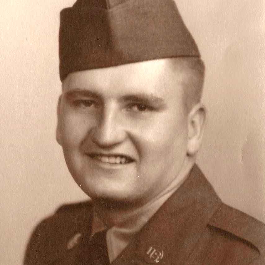 <i class="material-icons" data-template="memories-icon">chat_bubble</i><br/>Thomas E Claypool, Army, <br/>Posted by: The West/Claypool/Johnson Family<br/><div class='remember-wall-long-description'>Dad, you are loved and missed. We are so proud of the man you were.</div><a class='btn btn-primary btn-sm mt-2 remember-wall-toggle-long-description' onclick='initRememberWallToggleLongDescriptionBtn(this)'>Learn more</a>