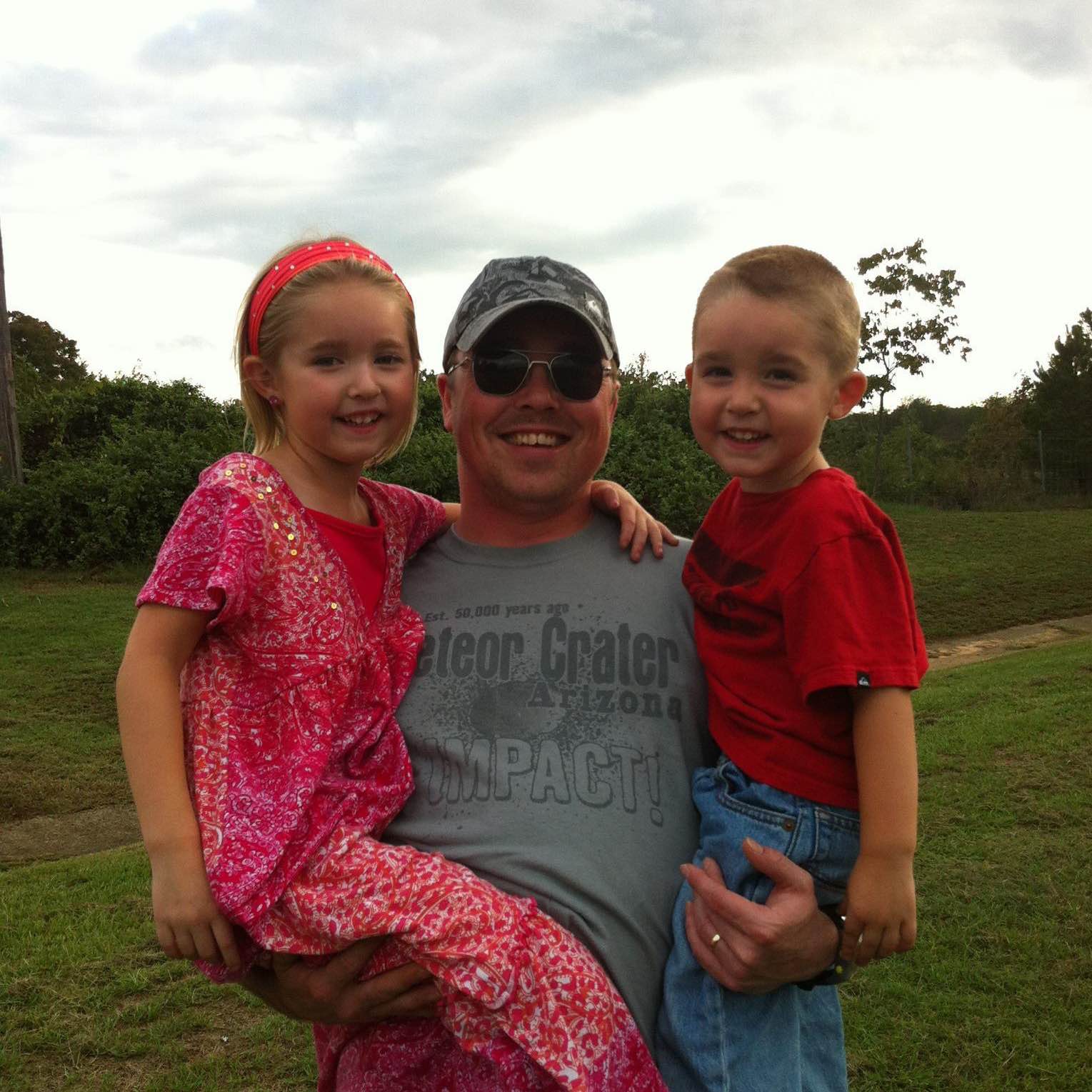 <i class="material-icons" data-template="memories-icon">chat_bubble</i><br/>Jason Craig bashor, Navy, <br/>Posted by: Kathryn Bashor<br/><div class='remember-wall-long-description'>We love you and miss you!Love,KatieHayleeLucas</div><a class='btn btn-primary btn-sm mt-2 remember-wall-toggle-long-description' onclick='initRememberWallToggleLongDescriptionBtn(this)'>Learn more</a>