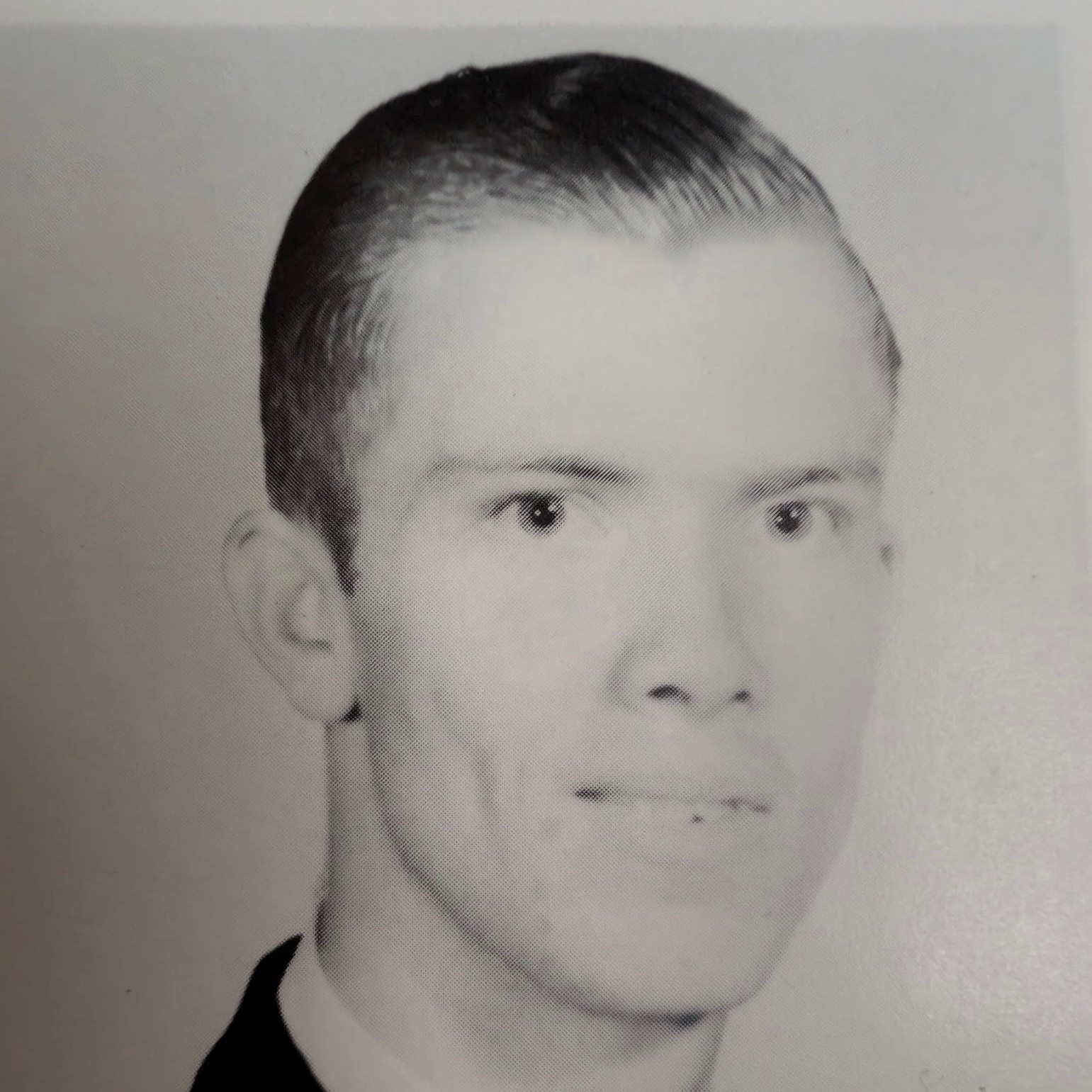 <i class="material-icons" data-template="memories-icon">chat_bubble</i><br/>Foster Maloy Harper, Army, Sp-4<br/>Posted by: Nicholas Harper<br/><div class='remember-wall-long-description'>In honor and memory of Foster Harper a loving dad and a true American patriot. Thank you for your service in Vietnam and what you did for your country and your kids we love and miss you so much!</div><a class='btn btn-primary btn-sm mt-2 remember-wall-toggle-long-description' onclick='initRememberWallToggleLongDescriptionBtn(this)'>Learn more</a>