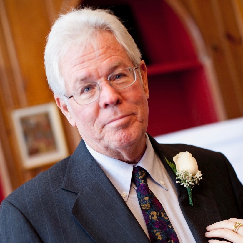 <i class="material-icons" data-template="memories-icon">chat_bubble</i><br/>Posted by: Elizabeth Fogarty<br/><div class='remember-wall-long-description'>In memory of our loyal and thoughtful babbo and abuelo, Timothy A. Fogarty Jr.. We love you. Grace will lead us home. Go in peace.</div><a class='btn btn-primary btn-sm mt-2 remember-wall-toggle-long-description' onclick='initRememberWallToggleLongDescriptionBtn(this)'>Learn more</a>