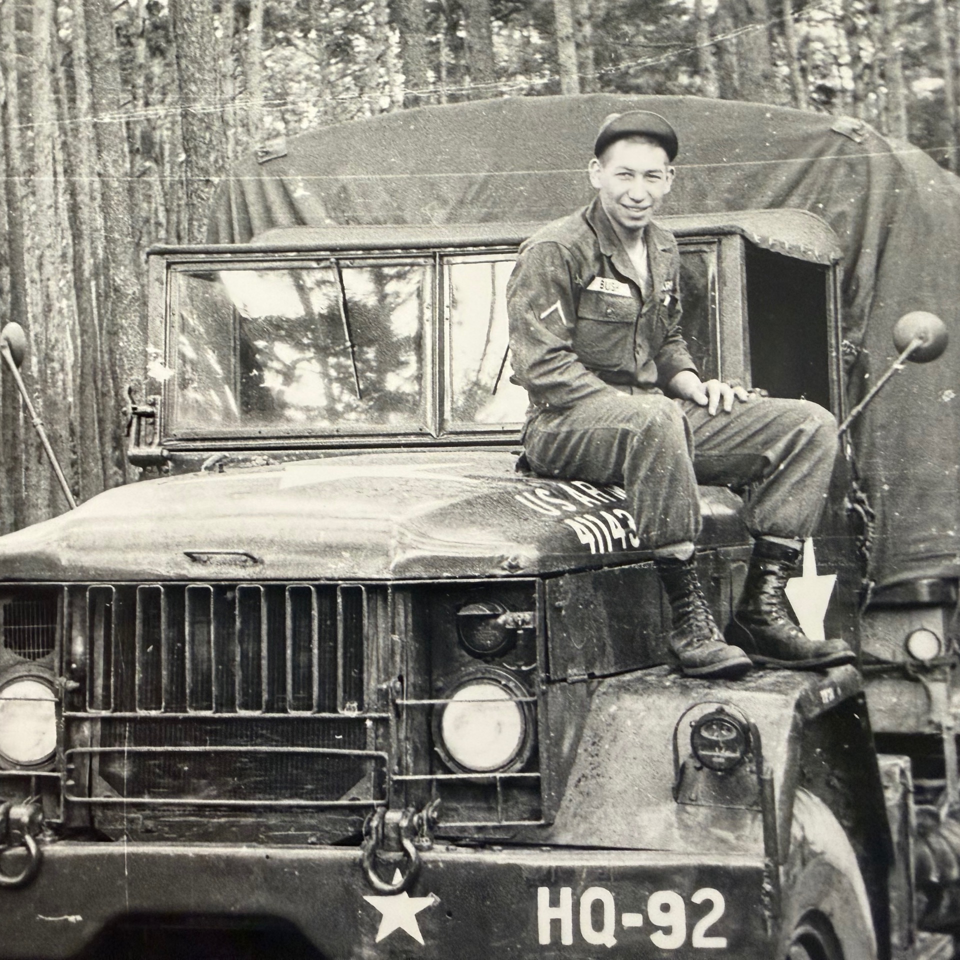 <i class="material-icons" data-template="memories-icon">chat_bubble</i><br/>Harry Bush, Army, <br/>Posted by: Amanda Keller<br/><div class='remember-wall-long-description'>In memory of my late grandfather, and proud US Army Veteran. I would like to continue his tradition of thanking every veteran I see. And honor all who have served our country.</div><a class='btn btn-primary btn-sm mt-2 remember-wall-toggle-long-description' onclick='initRememberWallToggleLongDescriptionBtn(this)'>Learn more</a>