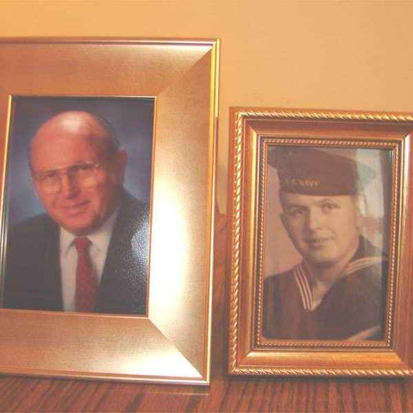 <i class="material-icons" data-template="memories-icon">chat_bubble</i><br/>James Wicoff, Navy, EM2<br/>Born 8/1/1940<br/>Passed on 4/15/2015<br/>Posted by: Lisa Swisher<br/><div class='remember-wall-long-description'>Remembering and missing you, Dad. Forever loved</div><a class='btn btn-primary btn-sm mt-2 remember-wall-toggle-long-description' onclick='initRememberWallToggleLongDescriptionBtn(this)'>Learn more</a>