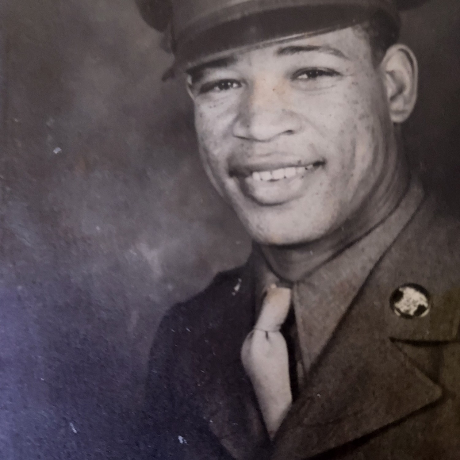 <i class="material-icons" data-template="memories-icon">chat_bubble</i><br/>ROBERT L GILYARD, Army, SFC<br/>Born 6/24/1917<br/>Passed on 8/13/2000<br/>Posted by: CHERYL, PAMELA AND JACQUELINE GILYARD<br/><div class='remember-wall-long-description'>YOU WERE AND ARE THE BEST DADDY IN THE ENTIRE WORLD AND WE MISS YOU VERY MUCH. THANK YOU FOR ALL OF THE LESSONS YOU TAUGHT US. LOVE YOU FOREVER AND A DAY!! FOREVER YOUR GIRLS</div><a class='btn btn-primary btn-sm mt-2 remember-wall-toggle-long-description' onclick='initRememberWallToggleLongDescriptionBtn(this)'>Learn more</a>