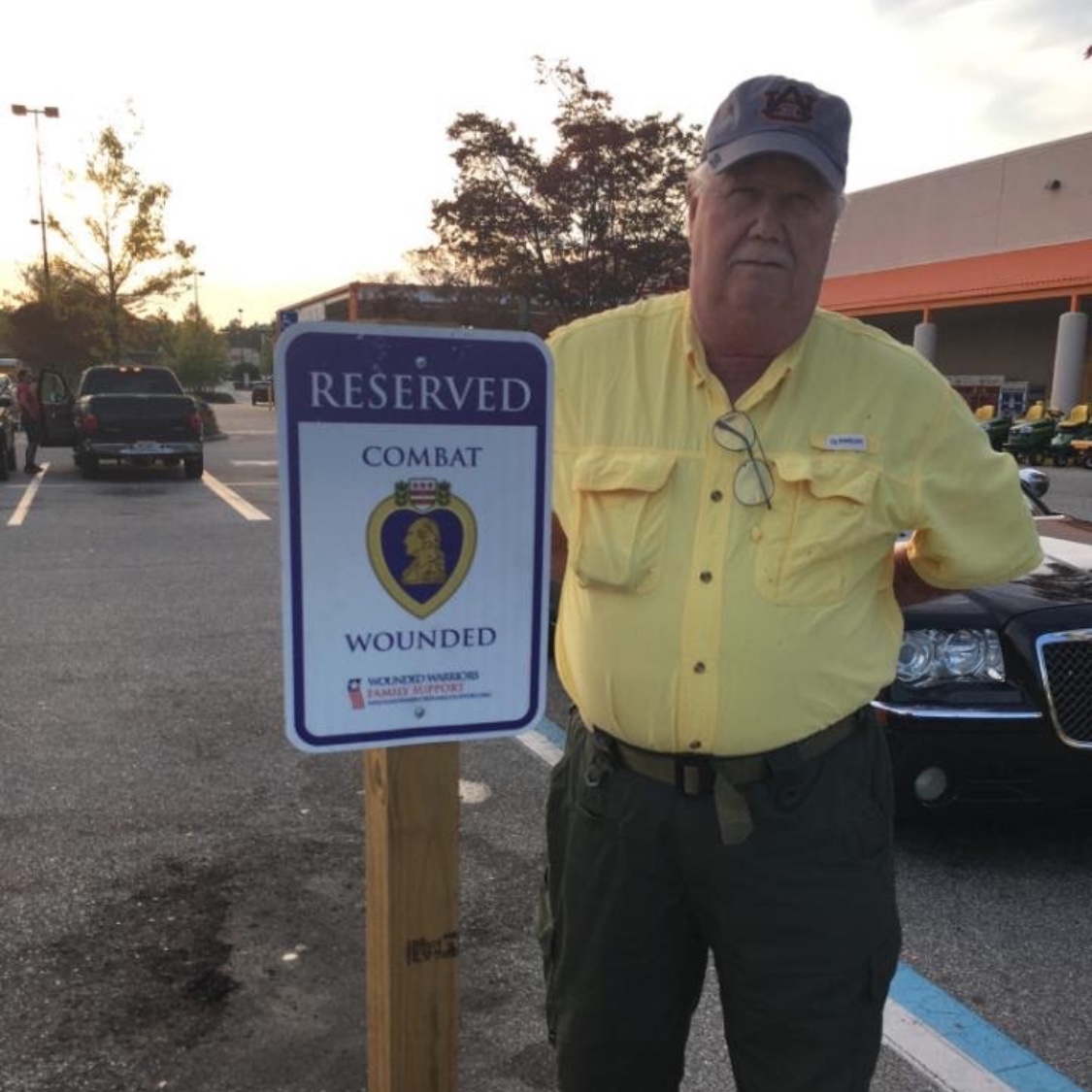 <i class="material-icons" data-template="memories-icon">chat_bubble</i><br/>Evon Pope, Army, SP4<br/>Posted by: Tammy Pope<br/><div class='remember-wall-long-description'>Until we are together again Love and Miss You</div><a class='btn btn-primary btn-sm mt-2 remember-wall-toggle-long-description' onclick='initRememberWallToggleLongDescriptionBtn(this)'>Learn more</a>