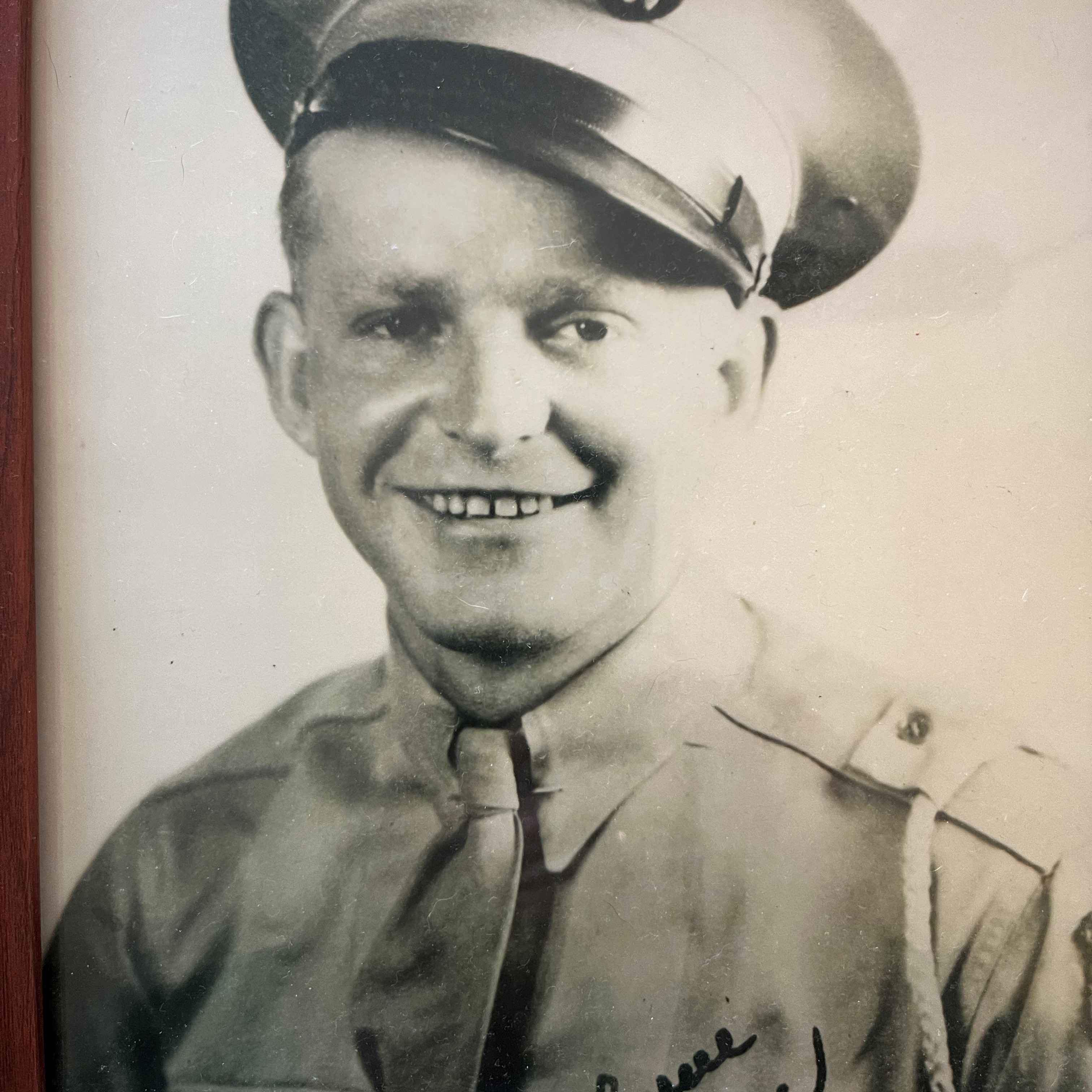 <i class="material-icons" data-template="memories-icon">chat_bubble</i><br/>William Burns Boardwine, Army, PFC<br/>Posted by: Michael Boardwine<br/><div class='remember-wall-long-description'>My dad served 3 years in WWII. 
Was fighting in Germany when the European war ended.
Forever my hero! I miss you!!
Love, Michael</div><a class='btn btn-primary btn-sm mt-2 remember-wall-toggle-long-description' onclick='initRememberWallToggleLongDescriptionBtn(this)'>Learn more</a>