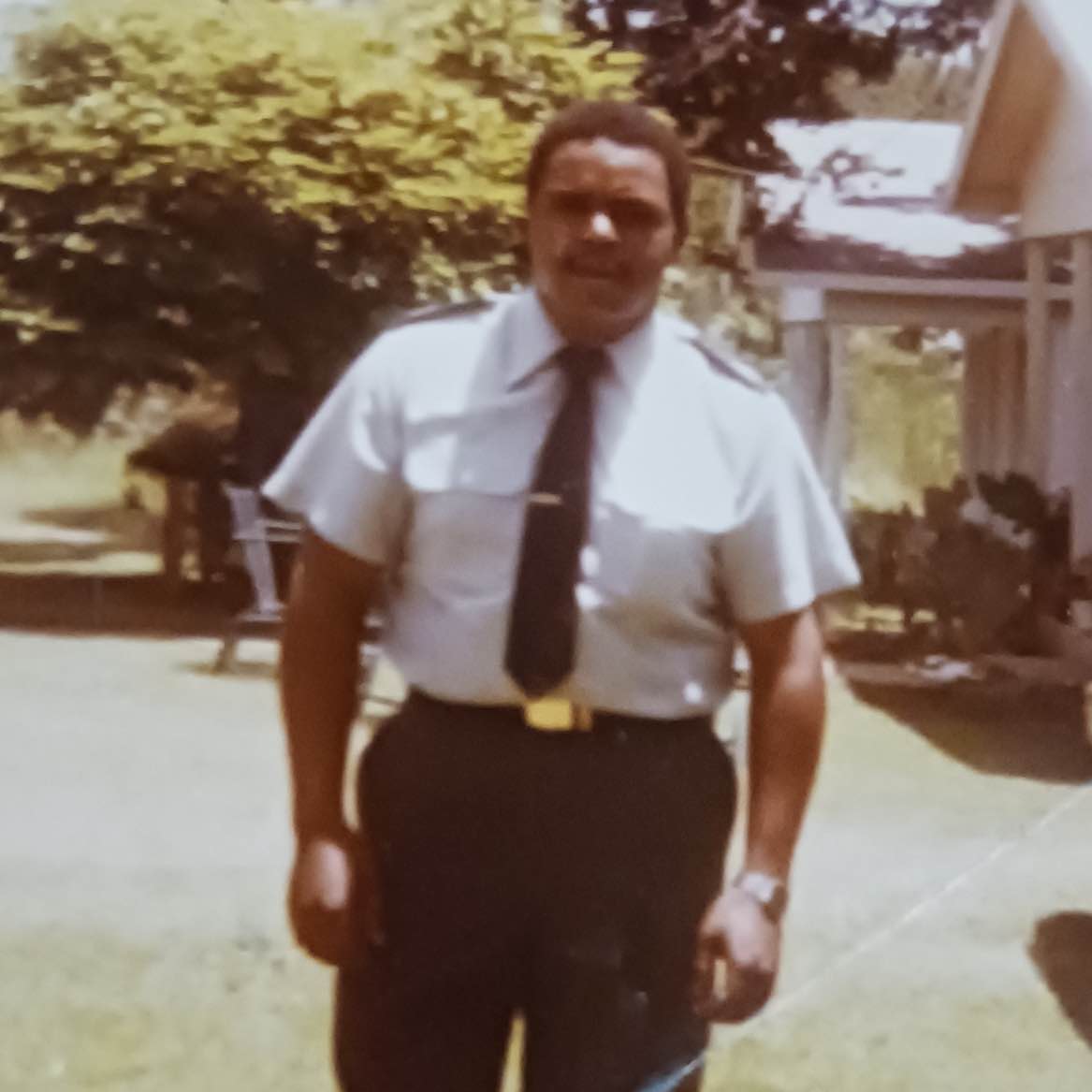 <i class="material-icons" data-template="memories-icon">chat_bubble</i><br/>Robert Gage Sr, Army, <br/>Posted by: Corinna, Rodney, Maliya, Joseph<br/><div class='remember-wall-long-description'>To our favorite veteran, you were definitely one of a kind. We love you and miss you everyday.</div><a class='btn btn-primary btn-sm mt-2 remember-wall-toggle-long-description' onclick='initRememberWallToggleLongDescriptionBtn(this)'>Learn more</a>