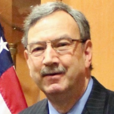 <i class="material-icons" data-template="memories-icon">chat_bubble</i><br/>Frank Peter De Laurentis, Air Force, <br/><div class='remember-wall-long-description'>In memory of my cousin Frank, who passed this year. He will be missed by myself and my family. After retiring from the Air Force, he went on to work at West Point Military Academy and other federal civil service jobs. For this and other reasons, I am proud to call him my cousin!</div><a class='btn btn-primary btn-sm mt-2 remember-wall-toggle-long-description' onclick='initRememberWallToggleLongDescriptionBtn(this)'>Learn more</a>