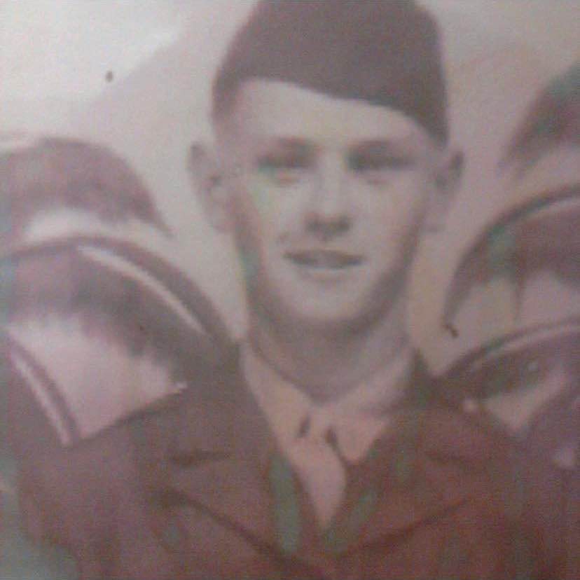 <i class="material-icons" data-template="memories-icon">chat_bubble</i><br/>William Reilly, Army, Sgt<br/>Born 3/10/1924<br/>Passed on 1/14/2003<br/>Posted by: His children<br/><div class='remember-wall-long-description'>Merry Christmas Mom and Dad. Dad we are always so grateful for your service to our great country. You will always be our forever hero. We love and miss you both.</div><a class='btn btn-primary btn-sm mt-2 remember-wall-toggle-long-description' onclick='initRememberWallToggleLongDescriptionBtn(this)'>Learn more</a>