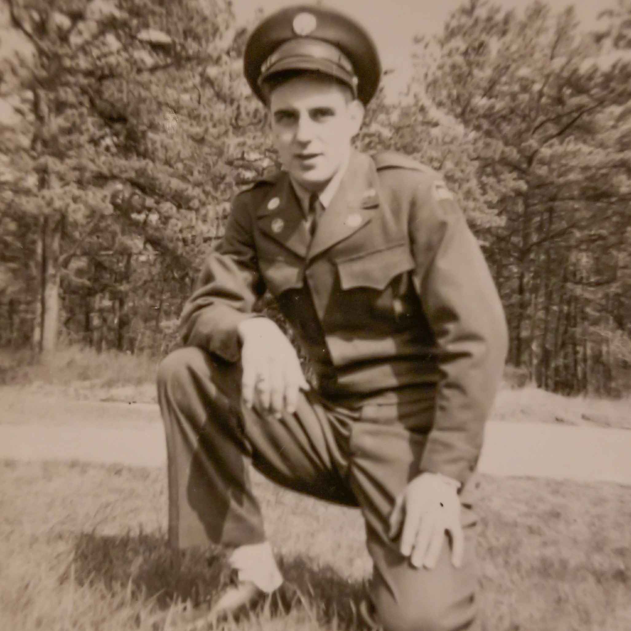 <i class="material-icons" data-template="memories-icon">chat_bubble</i><br/>Gordon R Lemay, Army, P.F.C.<br/>Born 6/11/1932<br/>Passed on 2/7/1953<br/>Posted by: L. Adams<br/><div class='remember-wall-long-description'>Always and Forever in my Heart.</div><a class='btn btn-primary btn-sm mt-2 remember-wall-toggle-long-description' onclick='initRememberWallToggleLongDescriptionBtn(this)'>Learn more</a>