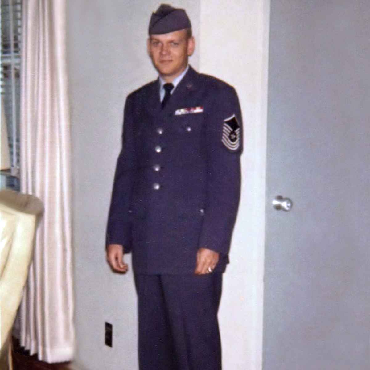 <i class="material-icons" data-template="memories-icon">chat_bubble</i><br/>Marion Keaton Taylor, Air Force, CMSgt<br/>Posted by: Daughters Julie Taylor Birckhead & Marie Taylor Cross<br/><div class='remember-wall-long-description'>You were the best dad! We miss you every single day!</div><a class='btn btn-primary btn-sm mt-2 remember-wall-toggle-long-description' onclick='initRememberWallToggleLongDescriptionBtn(this)'>Learn more</a>