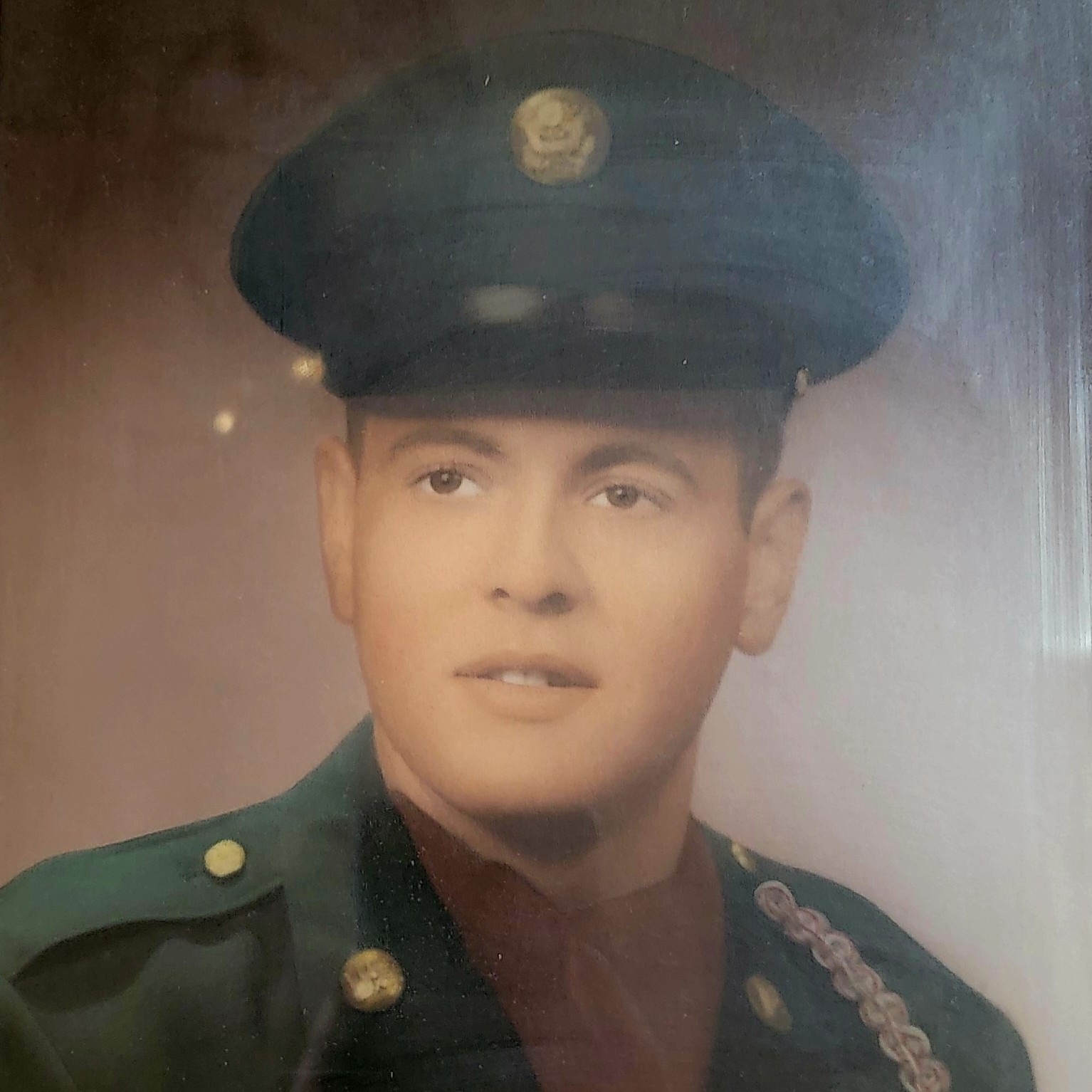 <i class="material-icons" data-template="memories-icon">chat_bubble</i><br/>Ronald Freda, Army, Sgt E-5<br/>Posted by: Claire, Kelley, Anthony and Patrick<br/><div class='remember-wall-long-description'>Never forgotten.</div><a class='btn btn-primary btn-sm mt-2 remember-wall-toggle-long-description' onclick='initRememberWallToggleLongDescriptionBtn(this)'>Learn more</a>