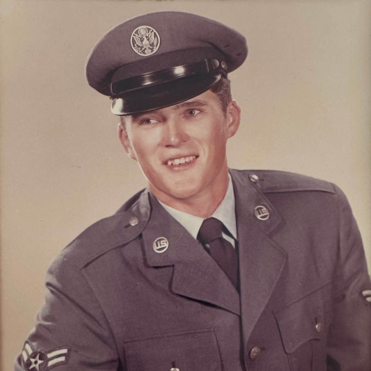 <i class="material-icons" data-template="memories-icon">chat_bubble</i><br/>Dennis W Murphy, Air Force, Sergeant<br/>Posted by: Your Wife, Patricia<br/><div class='remember-wall-long-description'>Our love for you grows every day even though you are so far away! Each and every veteran is loved and missed dearly and is a hero to us all, I hold you closer as you are my personal hero! Loving you always: Patricia, Kym, Troy, Maria, Garry, Joyce, Patrice, Cyrene, and Sydney</div><a class='btn btn-primary btn-sm mt-2 remember-wall-toggle-long-description' onclick='initRememberWallToggleLongDescriptionBtn(this)'>Learn more</a>