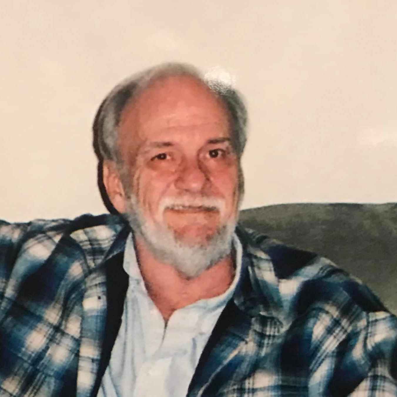 <i class="material-icons" data-template="memories-icon">chat_bubble</i><br/>Darrell E. Sivigny, Marine Corps, CPL<br/>Posted by: Pam Anderson<br/><div class='remember-wall-long-description'>August 22, 1944 - December 14, 2022My Dear Dad,I miss you everyday. I am so grateful for all the wonderful memories that I have of you. I have no regrets and I am so thankful for the last two years that I got to spend daily caring for you. We had some great times and conversations. I pray that you are resting easy with Kelly. Merry Heavenly Christmas! I love you always and forever.Your daughter, Pam</div><a class='btn btn-primary btn-sm mt-2 remember-wall-toggle-long-description' onclick='initRememberWallToggleLongDescriptionBtn(this)'>Learn more</a>