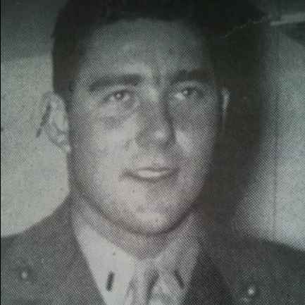<i class="material-icons" data-template="memories-icon">chat_bubble</i><br/>Lee C Cook, Marine Corps, Officer<br/>Posted by: Linda<br/><div class='remember-wall-long-description'>Miss you every day, Daddy!</div><a class='btn btn-primary btn-sm mt-2 remember-wall-toggle-long-description' onclick='initRememberWallToggleLongDescriptionBtn(this)'>Learn more</a>