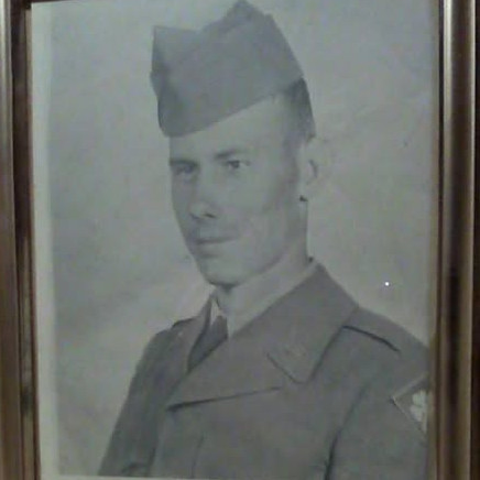 <i class="material-icons" data-template="memories-icon">chat_bubble</i><br/>Oscar Brewer, Jr., Army, Corporal<br/>Posted by: Patsy C. Brewer<br/><div class='remember-wall-long-description'>Thank you for your service.</div><a class='btn btn-primary btn-sm mt-2 remember-wall-toggle-long-description' onclick='initRememberWallToggleLongDescriptionBtn(this)'>Learn more</a>