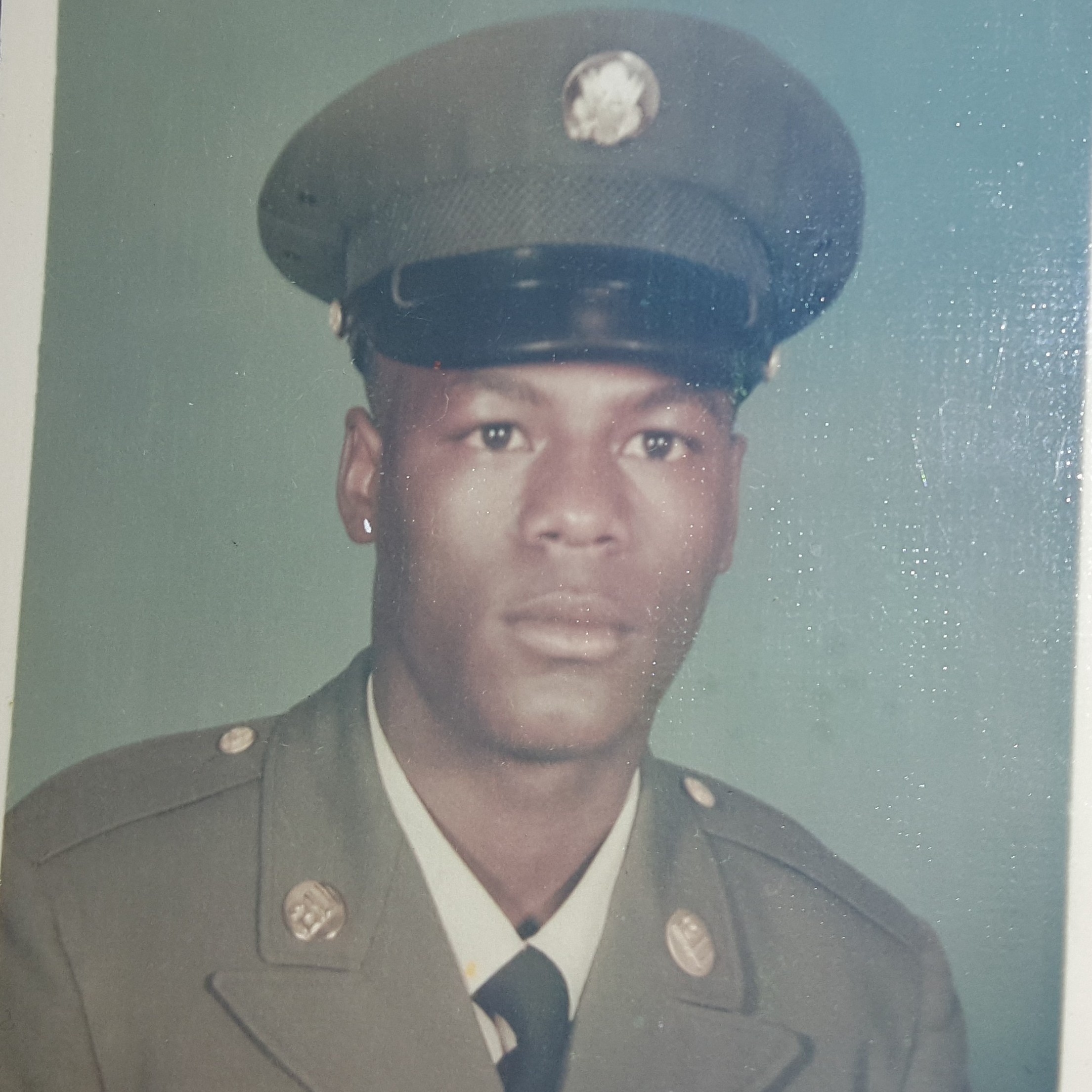 <i class="material-icons" data-template="memories-icon">chat_bubble</i><br/>Charles Edward Wycoff Sr, Army, SP4<br/>Born 4/2/1951<br/>Passed on 11/7/2024<br/>Posted by: Shari Wycoff, Shenia Wycoff McCray & Charles Wycoff II<br/><div class='remember-wall-long-description'>In loving memory of our father,</div><a class='btn btn-primary btn-sm mt-2 remember-wall-toggle-long-description' onclick='initRememberWallToggleLongDescriptionBtn(this)'>Learn more</a>