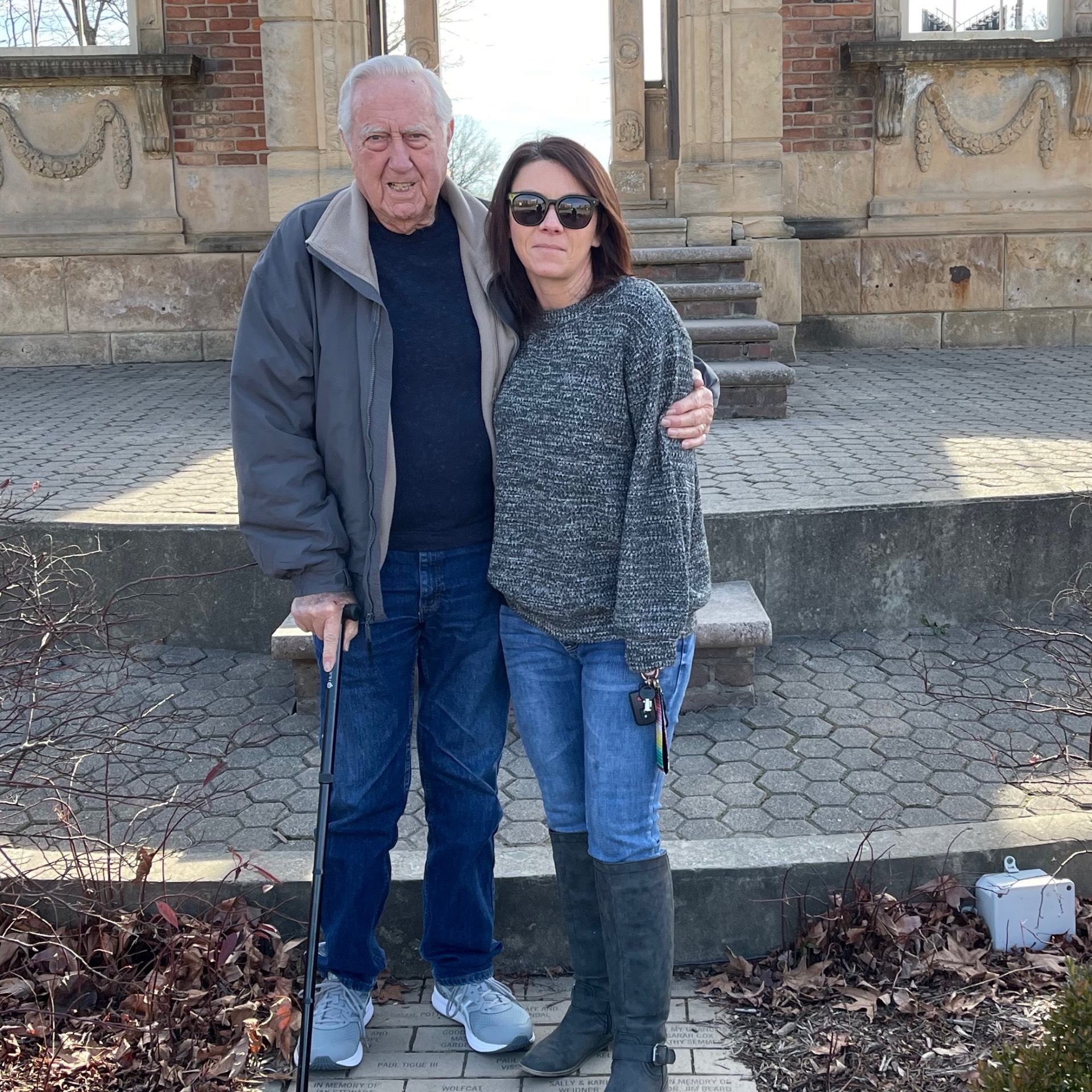 <i class="material-icons" data-template="memories-icon">chat_bubble</i><br/>Harold Davis, Coast Guard, <br/>Posted by: Kristie Kelley<br/><div class='remember-wall-long-description'>We miss you so much! Thank you for your service!</div><a class='btn btn-primary btn-sm mt-2 remember-wall-toggle-long-description' onclick='initRememberWallToggleLongDescriptionBtn(this)'>Learn more</a>