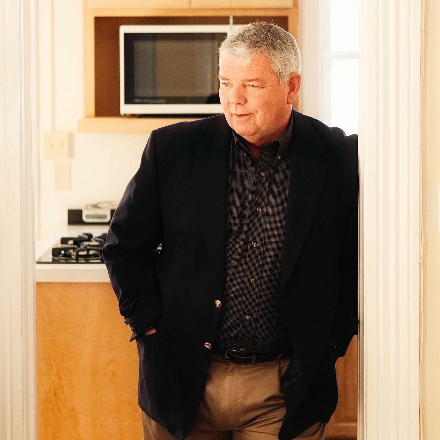 <i class="material-icons" data-template="memories-icon">chat_bubble</i><br/>Doug Peiffer, Navy, <br/>Posted by: The Sargents<br/><div class='remember-wall-long-description'>Love and miss you every day!</div><a class='btn btn-primary btn-sm mt-2 remember-wall-toggle-long-description' onclick='initRememberWallToggleLongDescriptionBtn(this)'>Learn more</a>