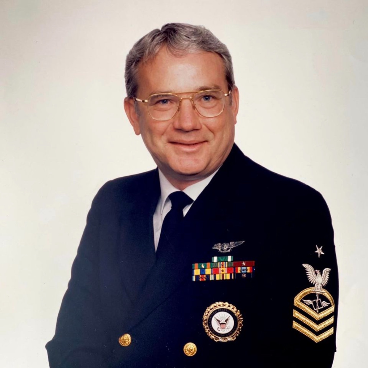 <i class="material-icons" data-template="memories-icon">chat_bubble</i><br/>Roy Fowler, Navy, Azcs<br/>Born 5/17/1948<br/>Passed on 10/18/2024<br/>Posted by: Rebecca<br/><div class='remember-wall-long-description'>Roy proudly served in the U.S. Navy for 26 years. We love and miss you very much.</div><a class='btn btn-primary btn-sm mt-2 remember-wall-toggle-long-description' onclick='initRememberWallToggleLongDescriptionBtn(this)'>Learn more</a>