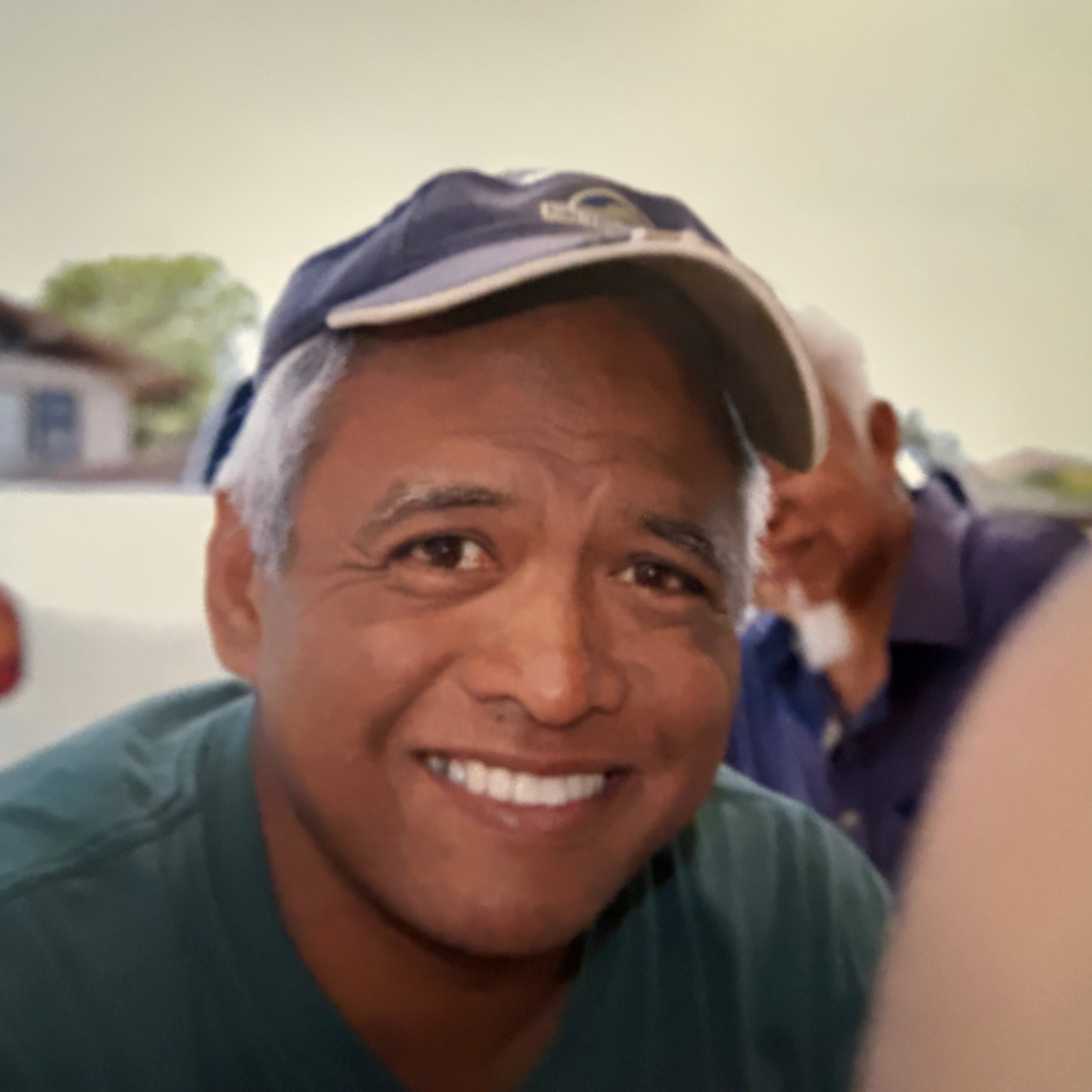 <i class="material-icons" data-template="memories-icon">chat_bubble</i><br/>Peter Alisna, Army, <br/>Posted by: Stacy Mendoza<br/><div class='remember-wall-long-description'>Honoring you Uncle for your service and for the love and joy you gave to all who knew you.</div><a class='btn btn-primary btn-sm mt-2 remember-wall-toggle-long-description' onclick='initRememberWallToggleLongDescriptionBtn(this)'>Learn more</a>