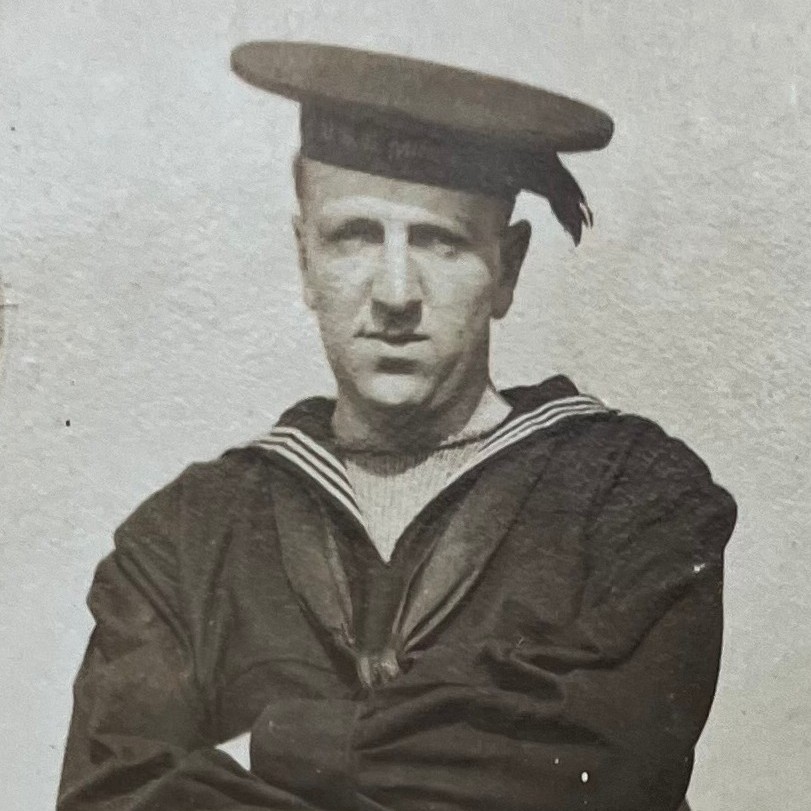 <i class="material-icons" data-template="memories-icon">chat_bubble</i><br/>Donald G. Nowers, Sr., Navy, Musician 1st Class<br/>Posted by: E Nowers<br/><div class='remember-wall-long-description'>I love you and miss you, Pampa.</div><a class='btn btn-primary btn-sm mt-2 remember-wall-toggle-long-description' onclick='initRememberWallToggleLongDescriptionBtn(this)'>Learn more</a>