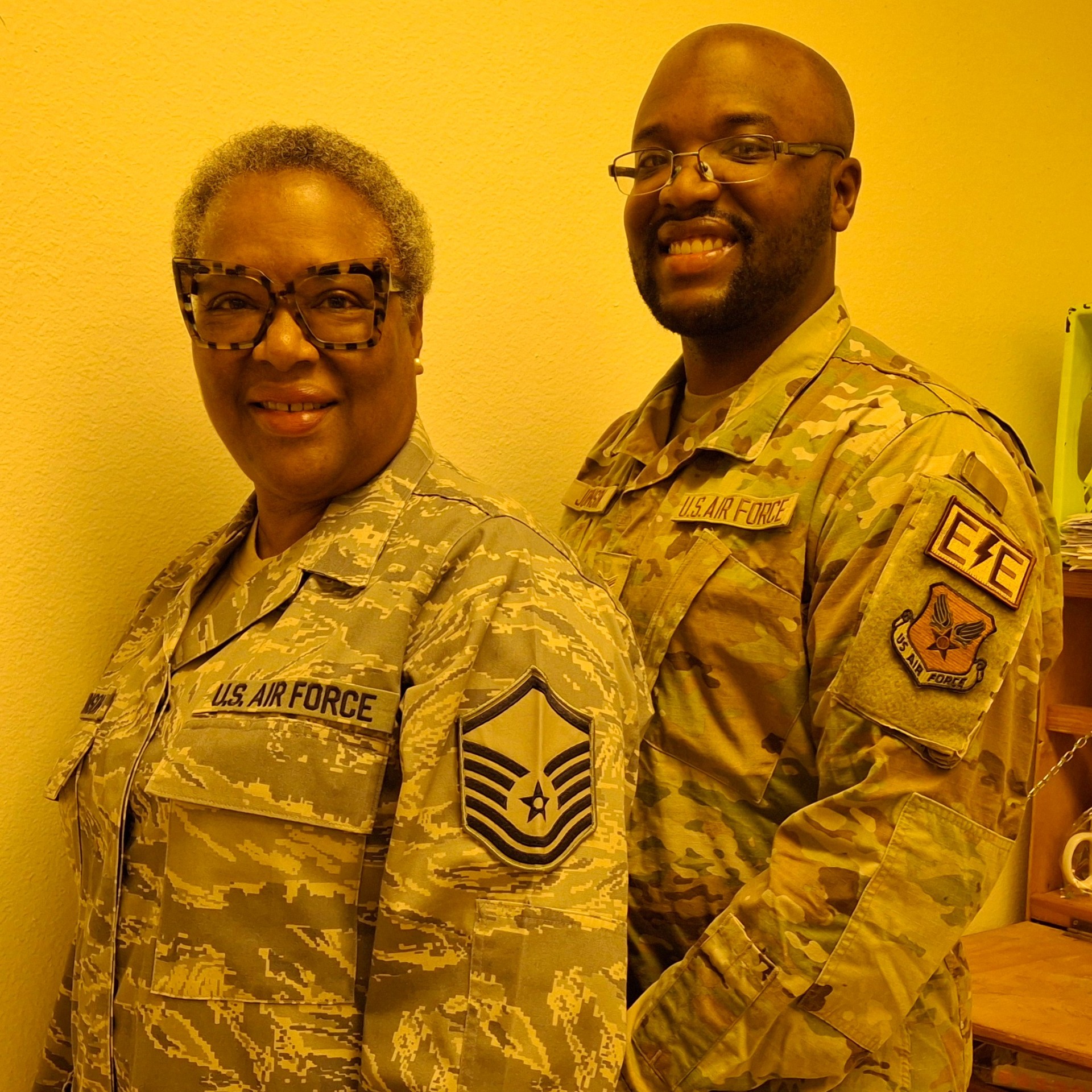 <i class="material-icons" data-template="memories-icon">chat_bubble</i><br/>aaron nash, Air Force, Ssgt<br/>Posted by: ORLISA JOHNSON<br/><div class='remember-wall-long-description'>Thanks dad for your service. I followed in your footsteps and retired after 21 yrs as a MSgt. Now your grandson is also in the Airforce!!</div><a class='btn btn-primary btn-sm mt-2 remember-wall-toggle-long-description' onclick='initRememberWallToggleLongDescriptionBtn(this)'>Learn more</a>